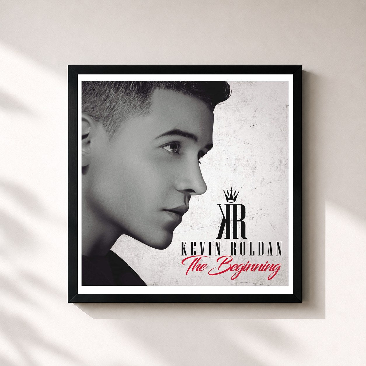 #noir Tableau carré de l'album The Beginning de Kevin Roldan, cadre noir 32x32 cm