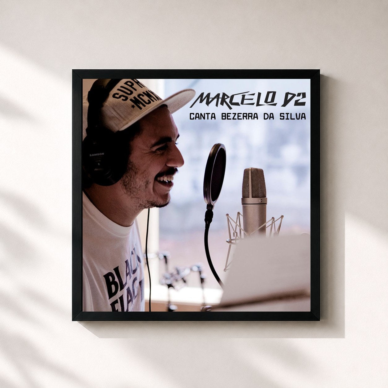 #noir Tableau carré de l'album Marcelo D2 Canta Bezerra Da Silva de Marcelo D2, cadre noir 32x32 cm