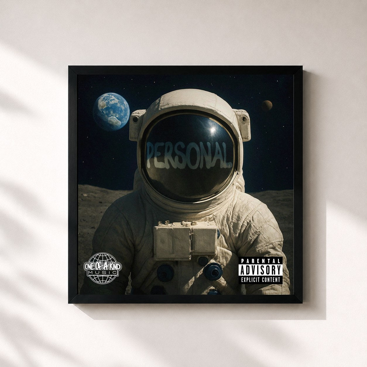 #noir Tableau carré de l'album Personal de Russ Millions, cadre noir 32x32 cm