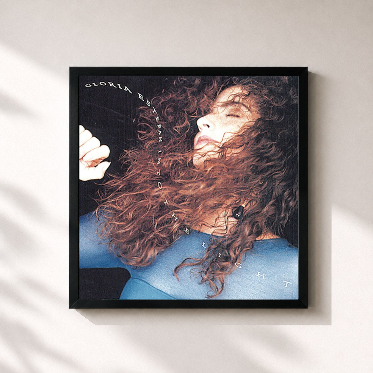#noir Tableau carré de l'album Into The Light de Gloria Estefan, cadre noir 32x32 cm
