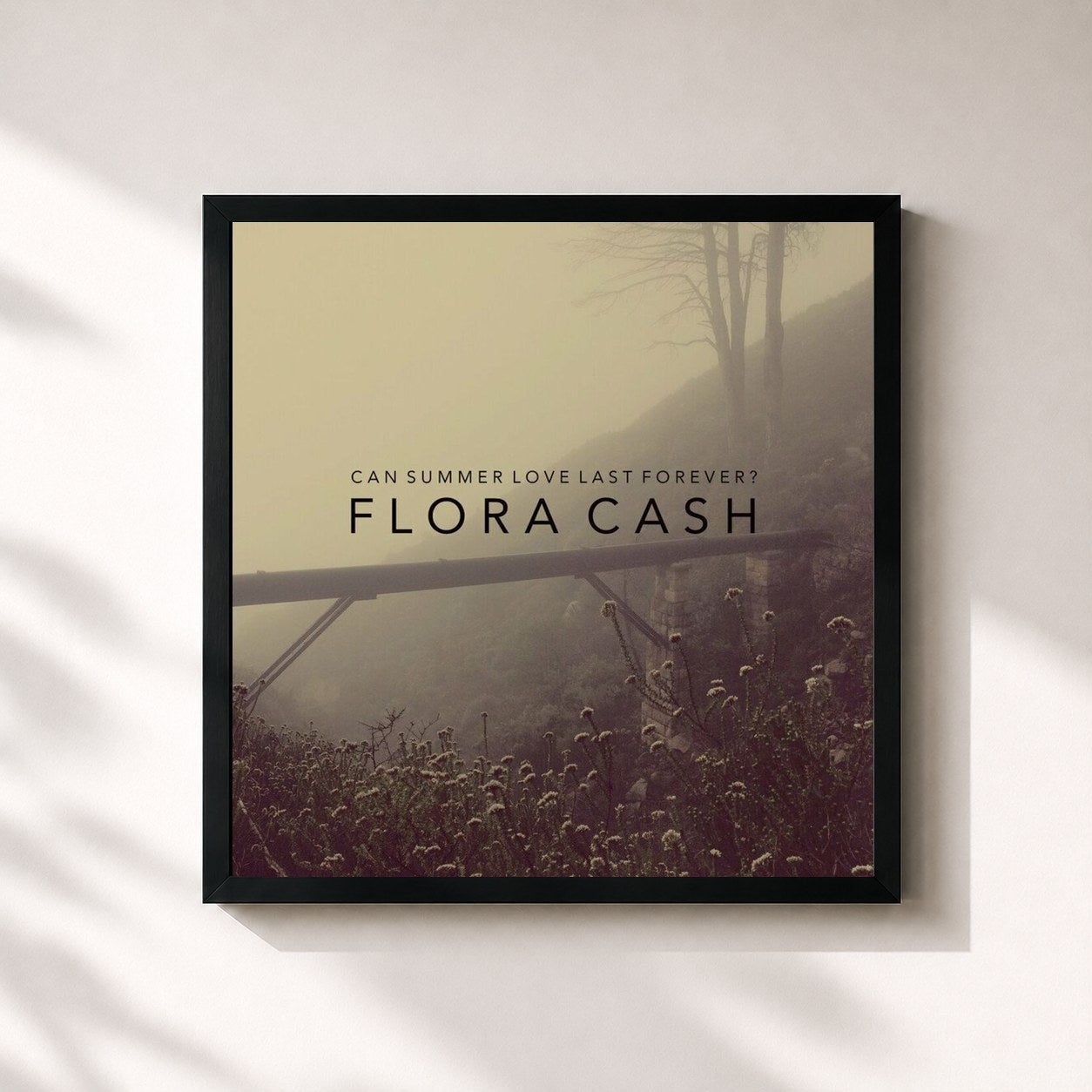 #noir Tableau carré de l'album Can Summer Love Last Forever? de flora cash, cadre noir 32x32 cm