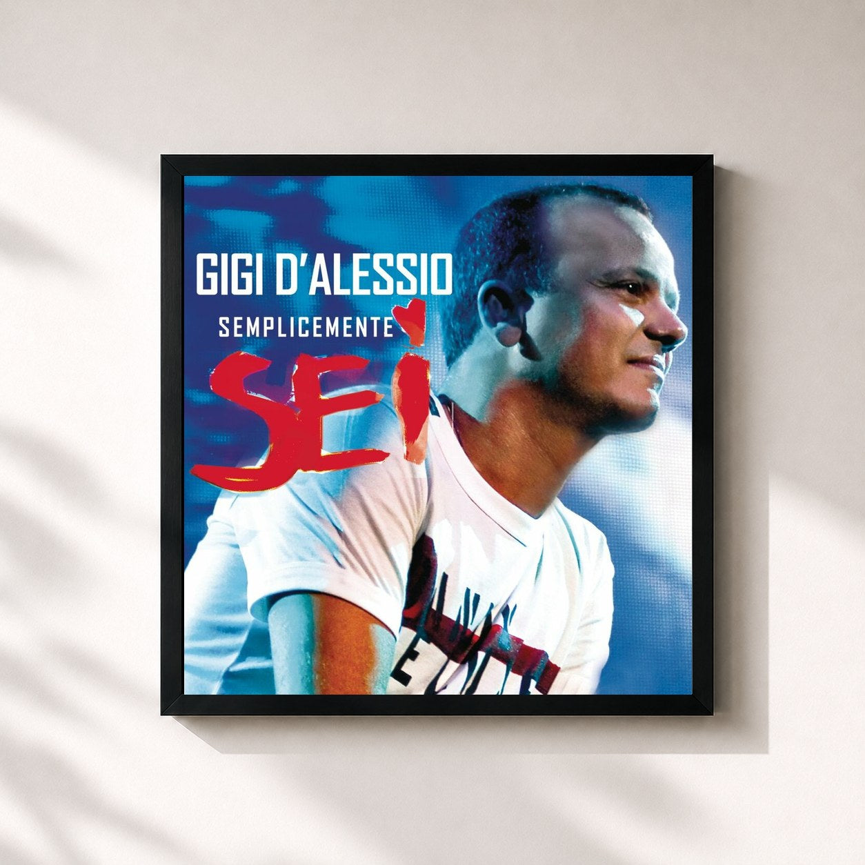 #noir Tableau carré de l'album Semplicemente 6 de Gigi D'Alessio, cadre noir 32x32 cm