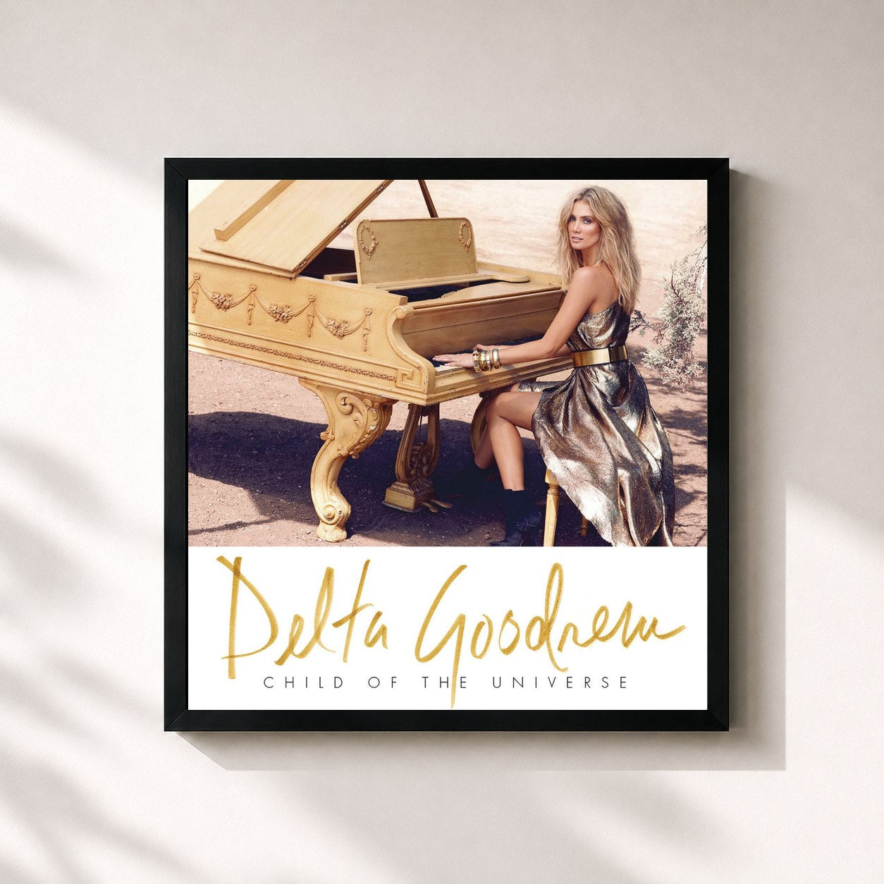 #noir Tableau carré de l'album Child of the Universe de Delta Goodrem, cadre noir 32x32 cm