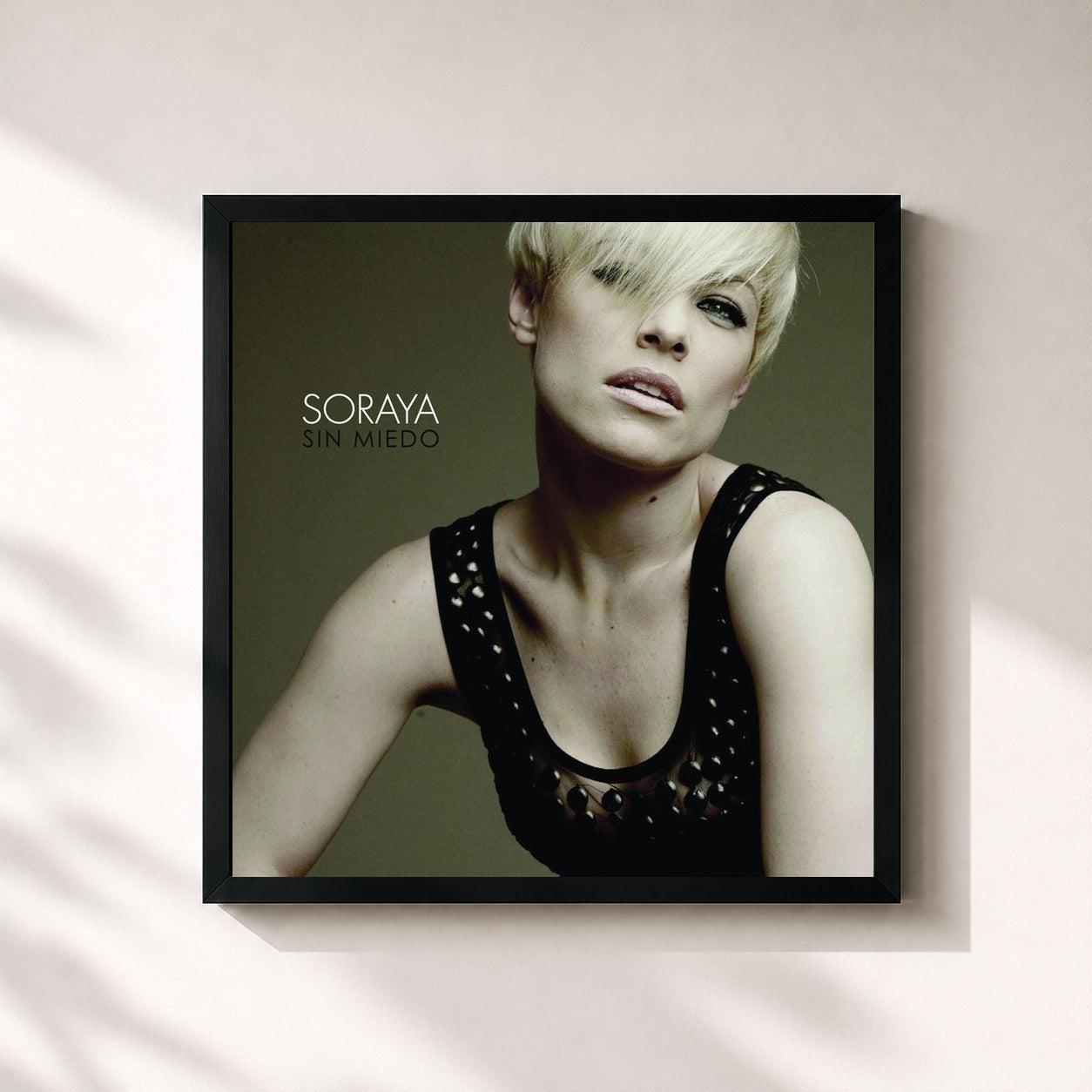 #noir Tableau carré de l'album Sin Miedo de Soraya, cadre noir 32x32 cm