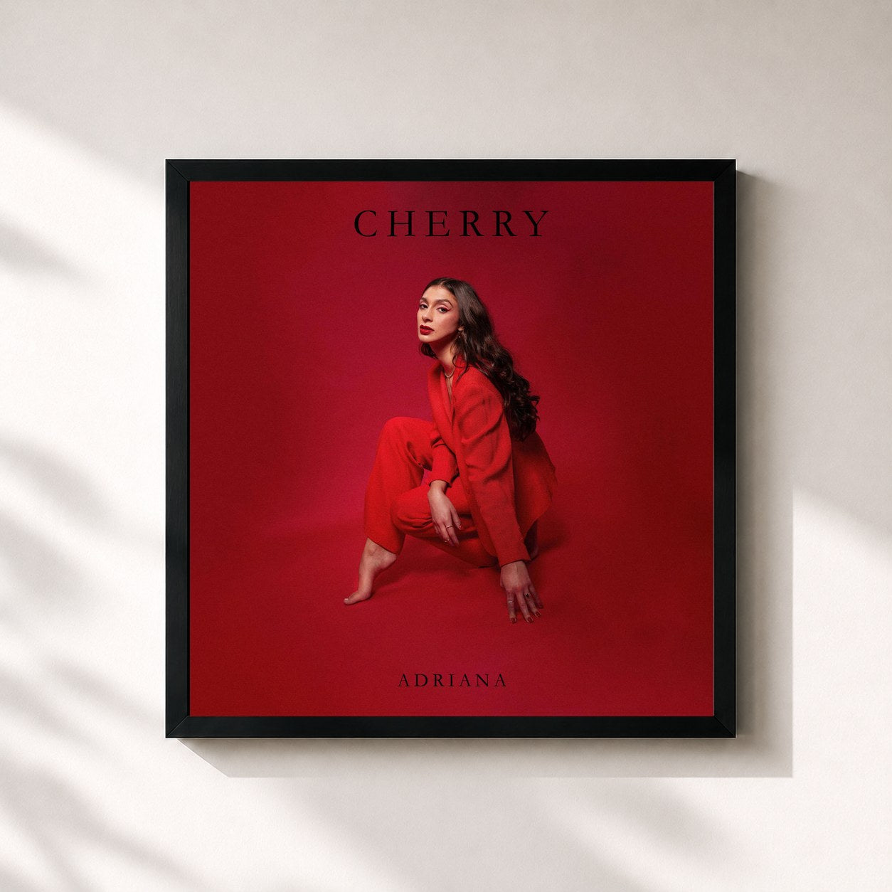 #noir Tableau carré de l'album Cherry de Adriana, cadre noir 32x32 cm