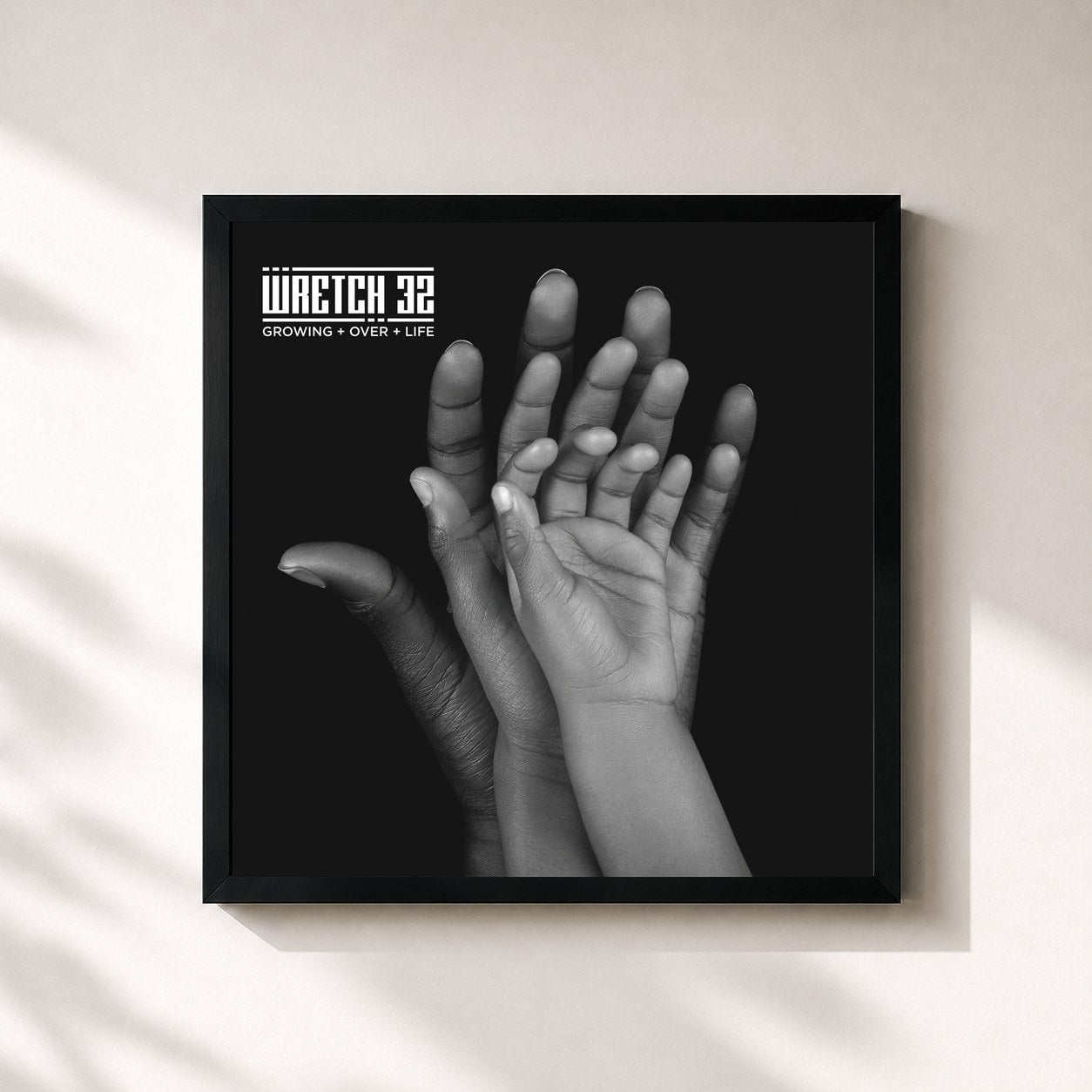 #noir Tableau carré de l'album Growing Over Life de Wretch 32, cadre noir 32x32 cm