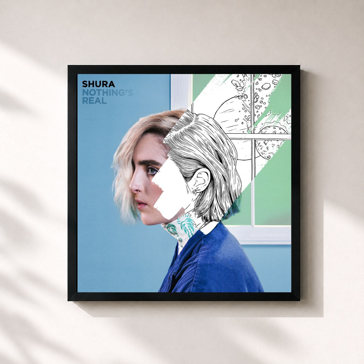 #noir Tableau carré de l'album Nothing's Real de Shura, cadre noir 32x32 cm