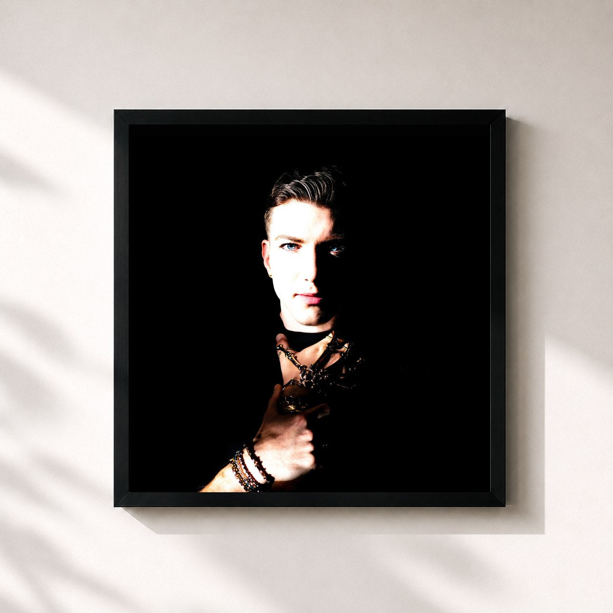 #noir Tableau carré de l'album Roaring 20's de Waylon, cadre noir 32x32 cm