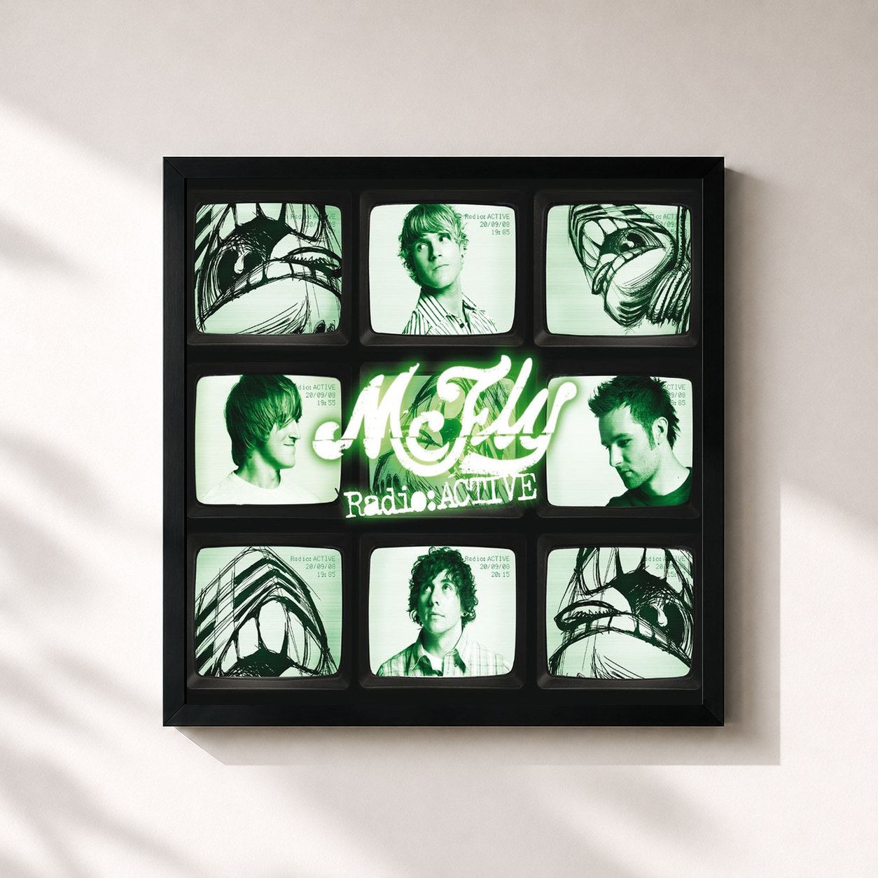 #noir Tableau carré de l'album radio:ACTIVE de McFly, cadre noir 32x32 cm