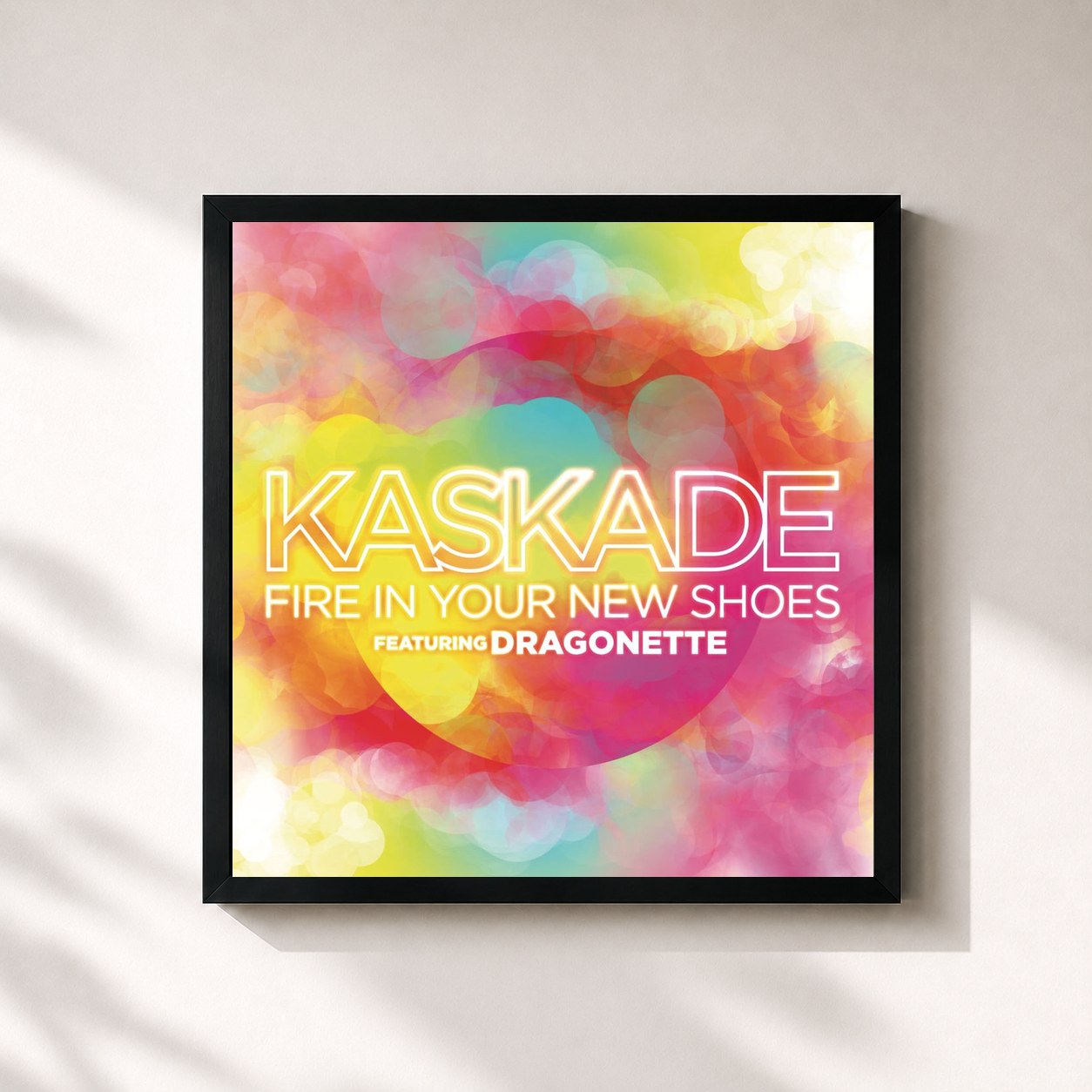 #noir Tableau carré de l'album Fire In Your New Shoes (feat. Martina of Dragonette) de Kaskade, cadre noir 32x32 cm