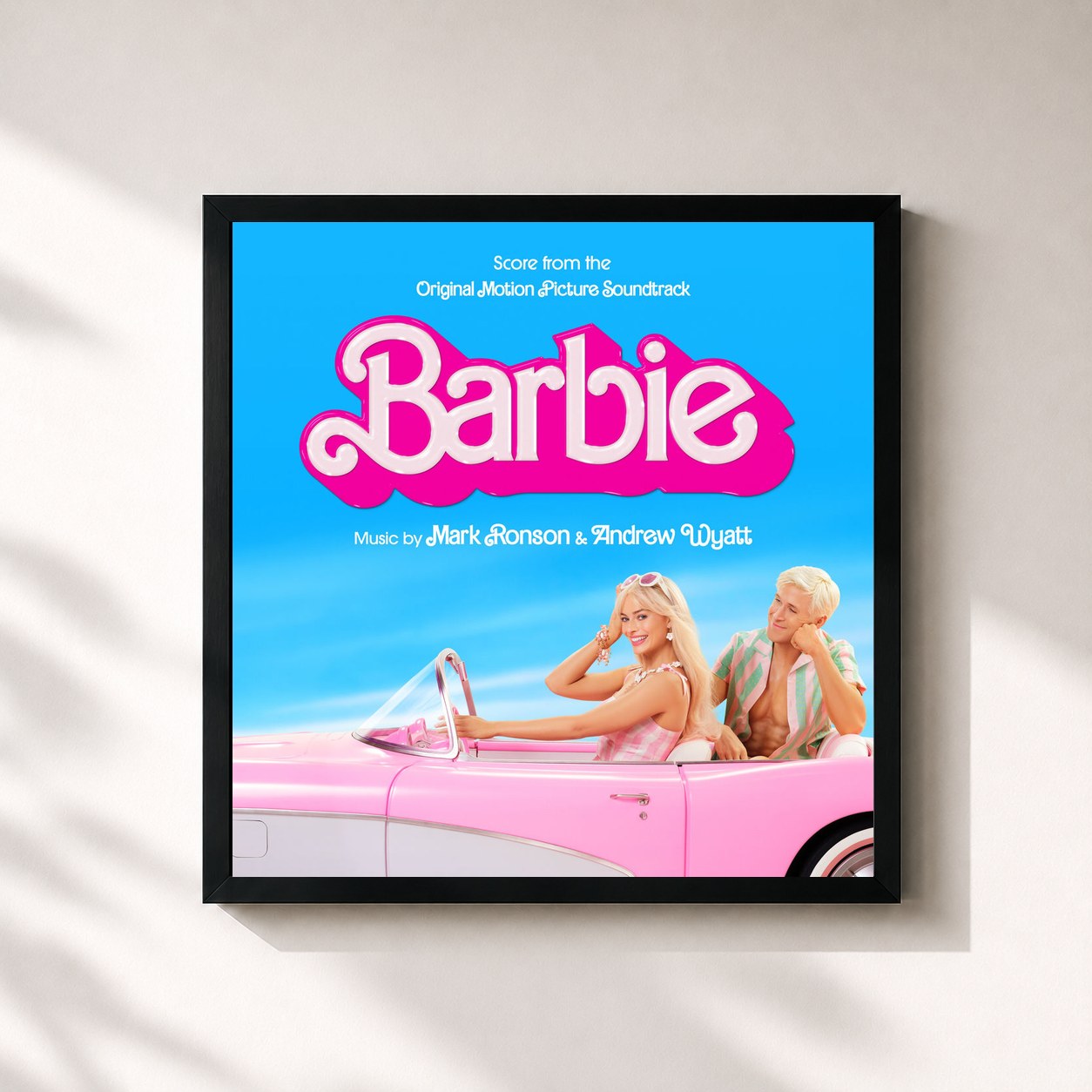 #noir Tableau carré de l'album Barbie (Score from the Original Motion Picture Soundtrack) de Mark Ronson, cadre noir 32x32 cm