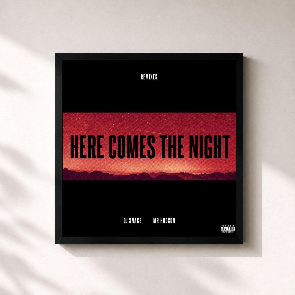 #noir Tableau carré de l'album Here Comes The Night (Remixes) de DJ Snake, cadre noir 32x32 cm