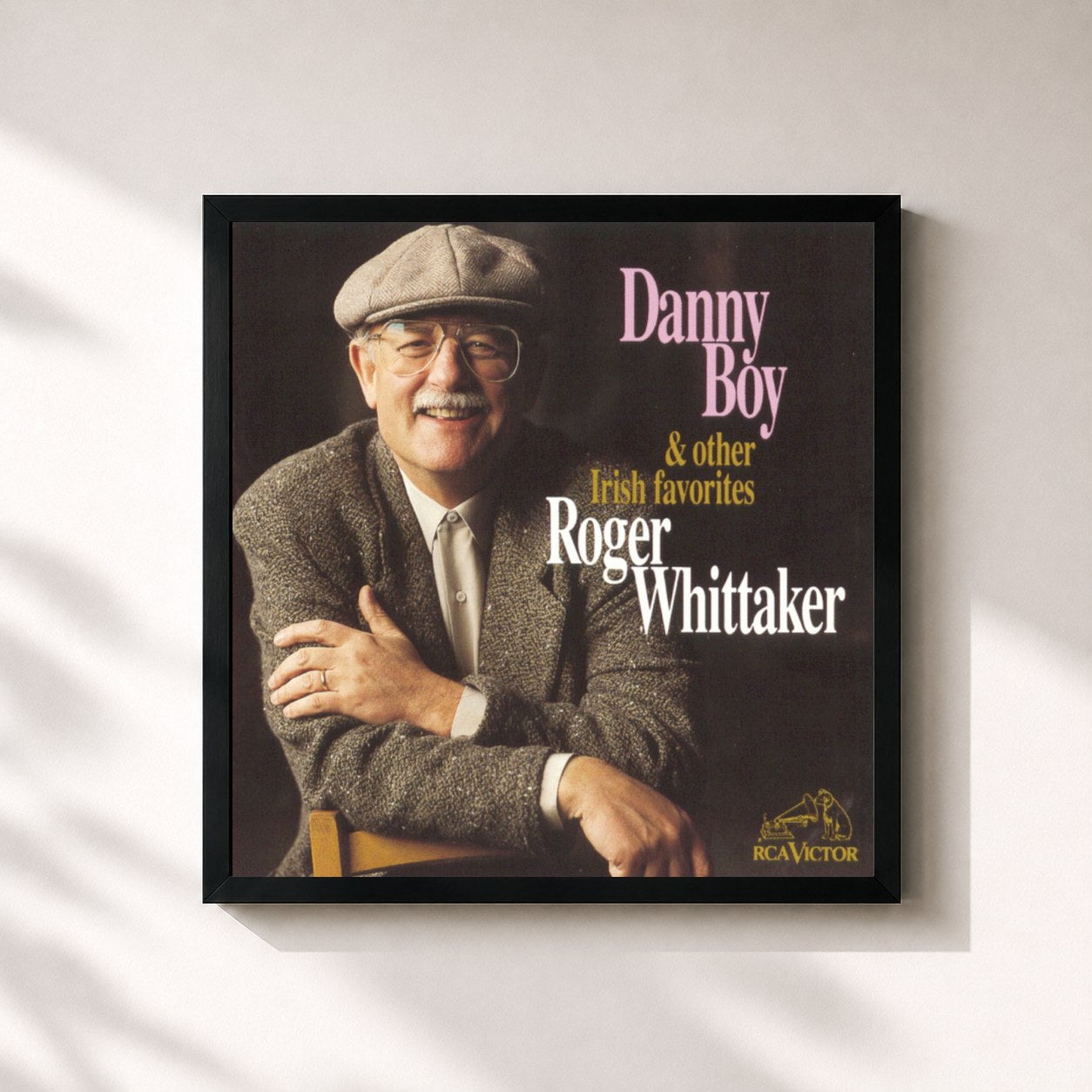 #noir Tableau carré de l'album Danny Boy And Other Irish Favorites de Roger Whittaker, cadre noir 32x32 cm