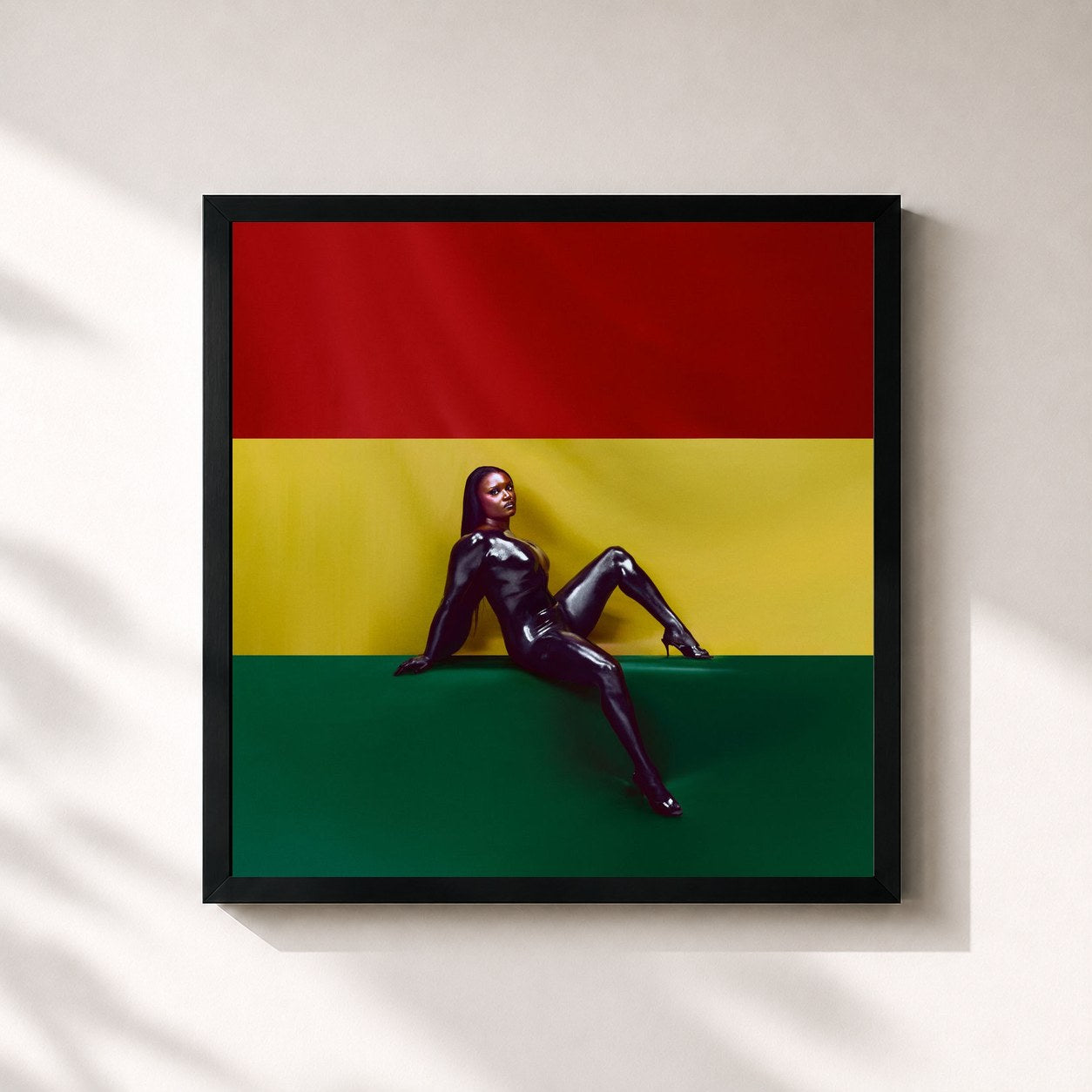 #noir Tableau carré de l'album BLACK STAR de amaarae, cadre noir 32x32 cm