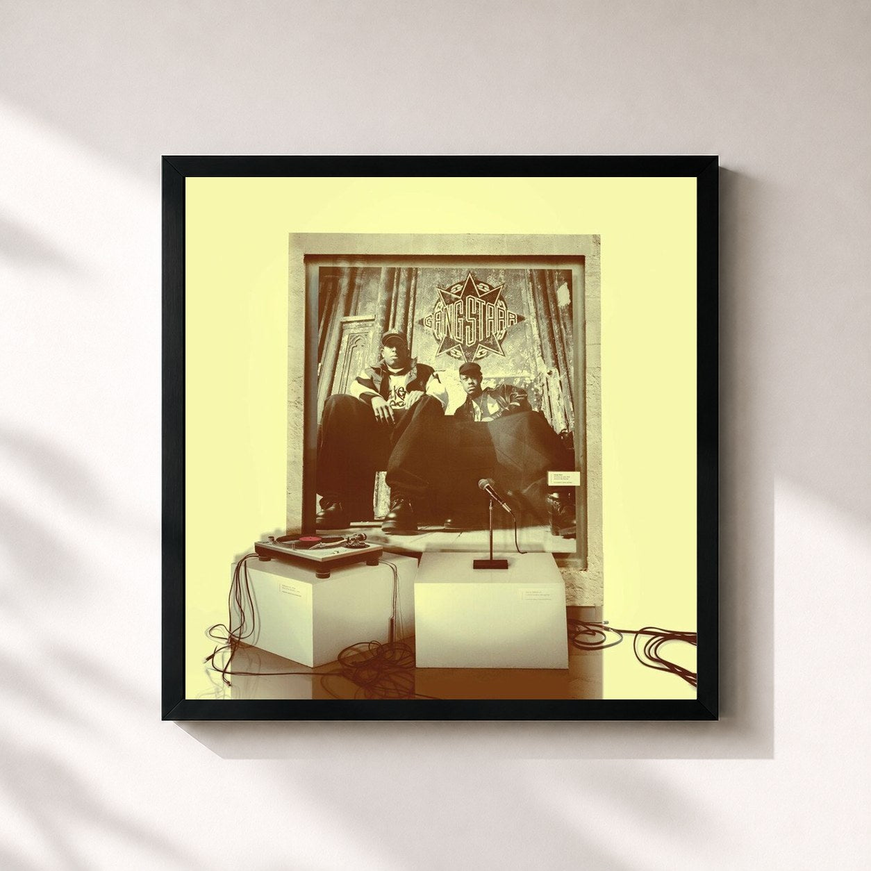 #noir Tableau carré de l'album One Of The Best Yet (Instrumental) de Gang Starr, cadre noir 32x32 cm