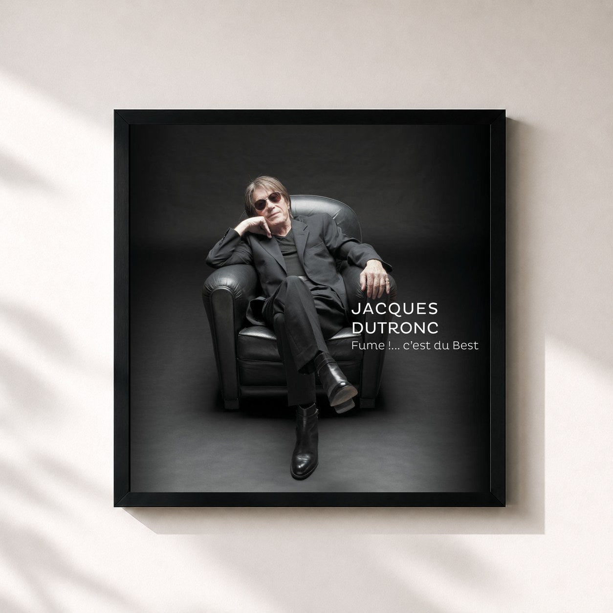 #noir Tableau carré de l'album Fume !....c'est du Best de Jacques Dutronc, cadre noir 32x32 cm