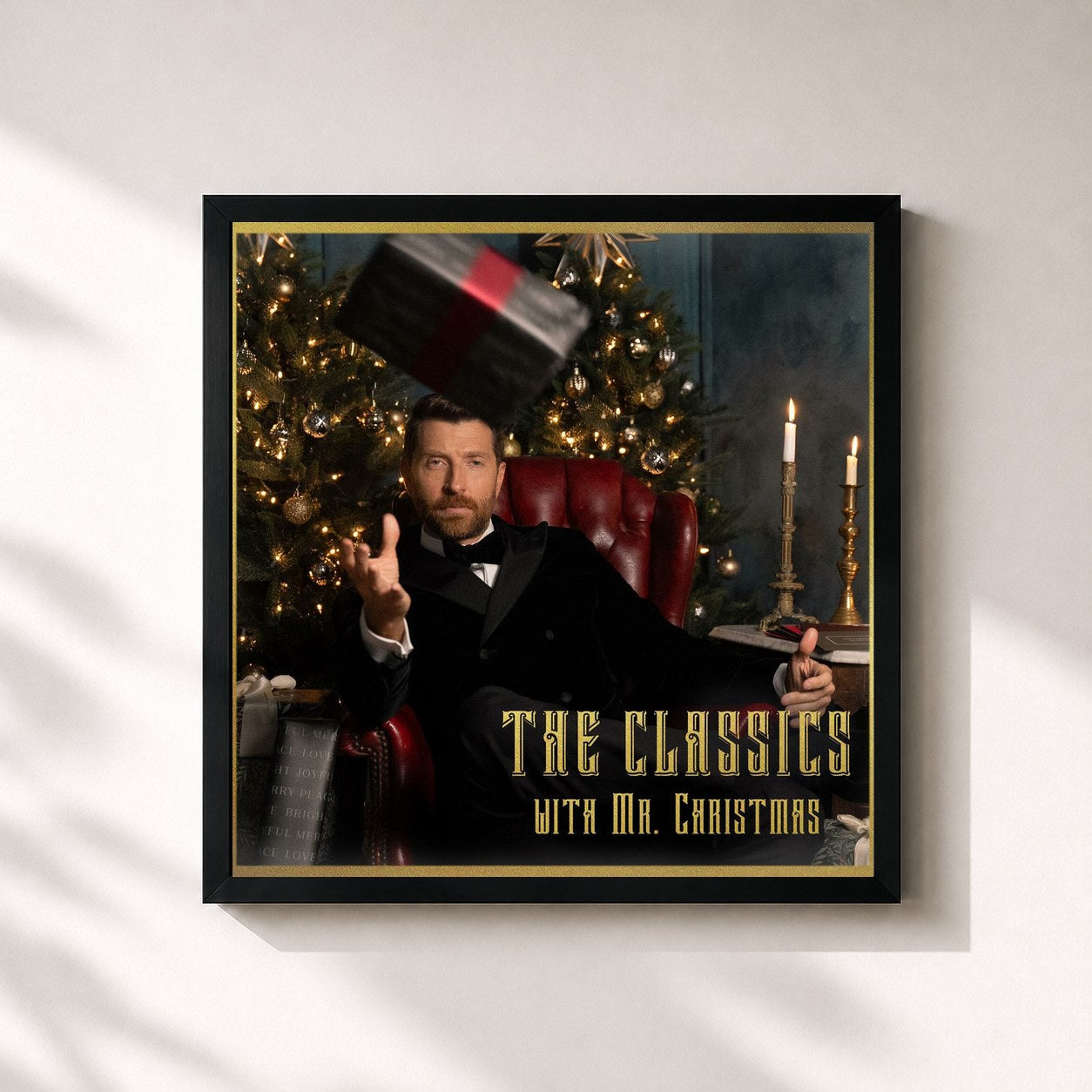 #noir Tableau carré de l'album The Classics with Mr. Christmas de Brett Eldredge, cadre noir 32x32 cm