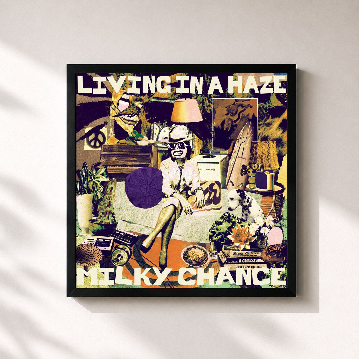 #noir Tableau carré de l'album Living In A Haze de Milky Chance, cadre noir 32x32 cm