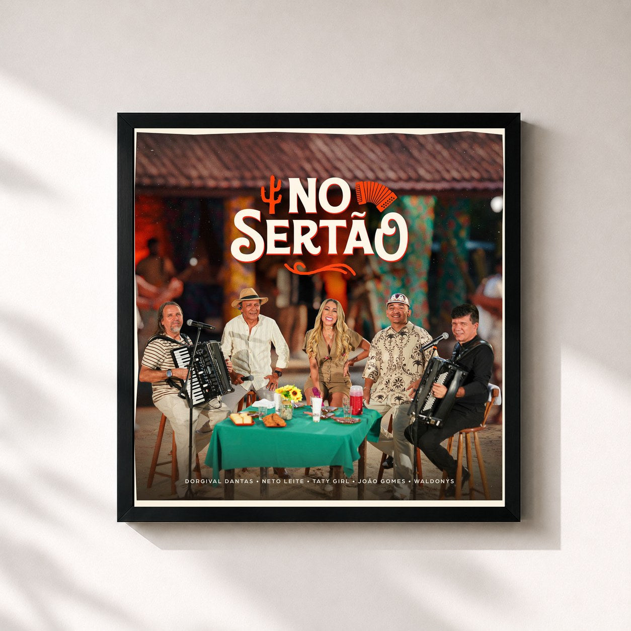 #noir Tableau carré de l'album No Sertão de Taty Girl, cadre noir 32x32 cm