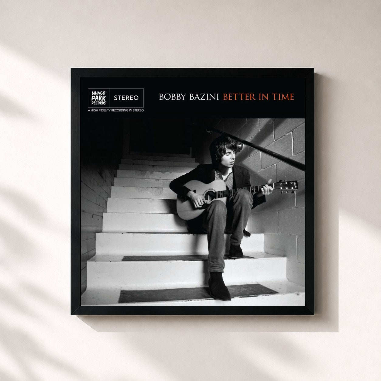 #noir Tableau carré de l'album Better In Time de Bobby Bazini, cadre noir 32x32 cm