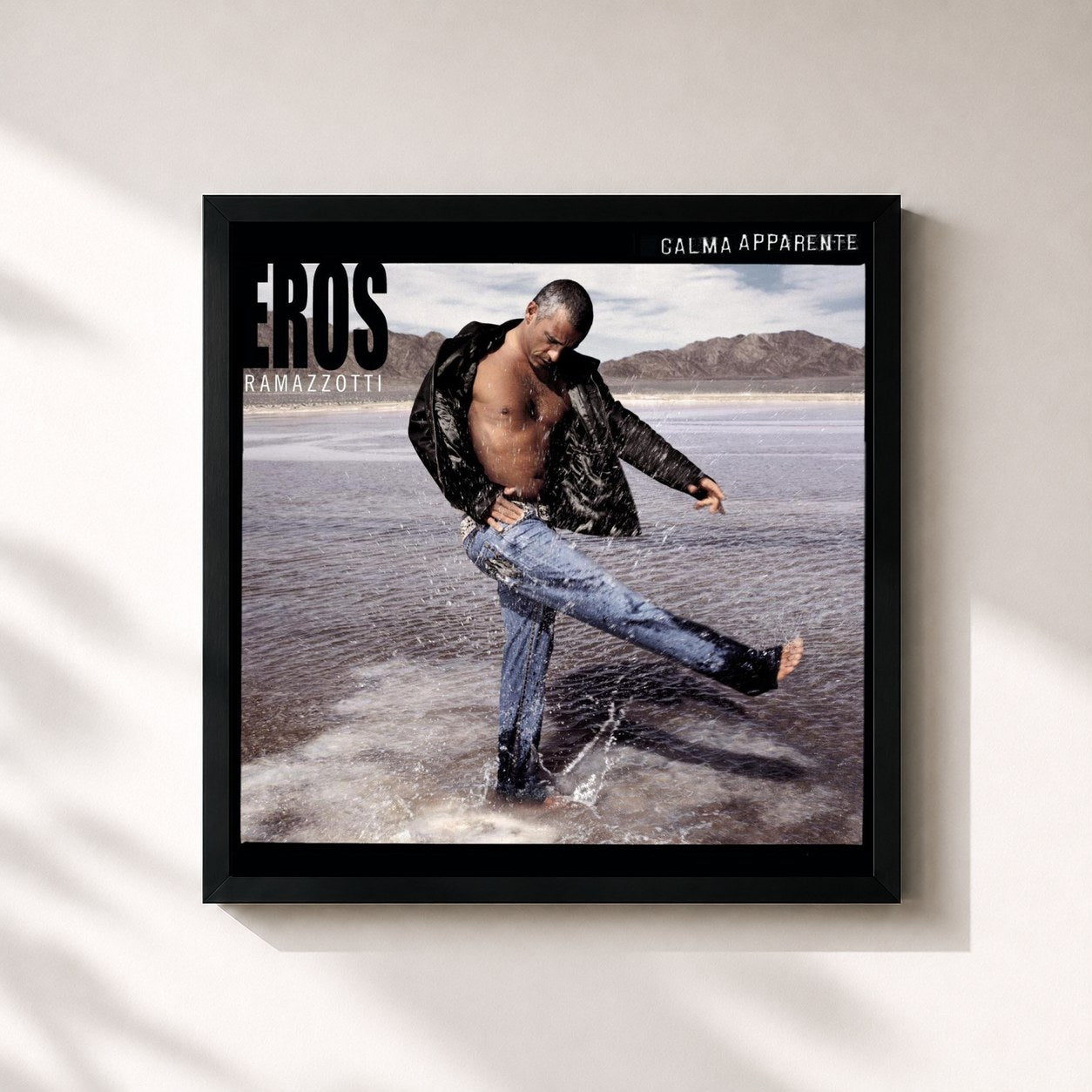 #noir Tableau carré de l'album Calma Apparente de Eros Ramazzotti, cadre noir 32x32 cm