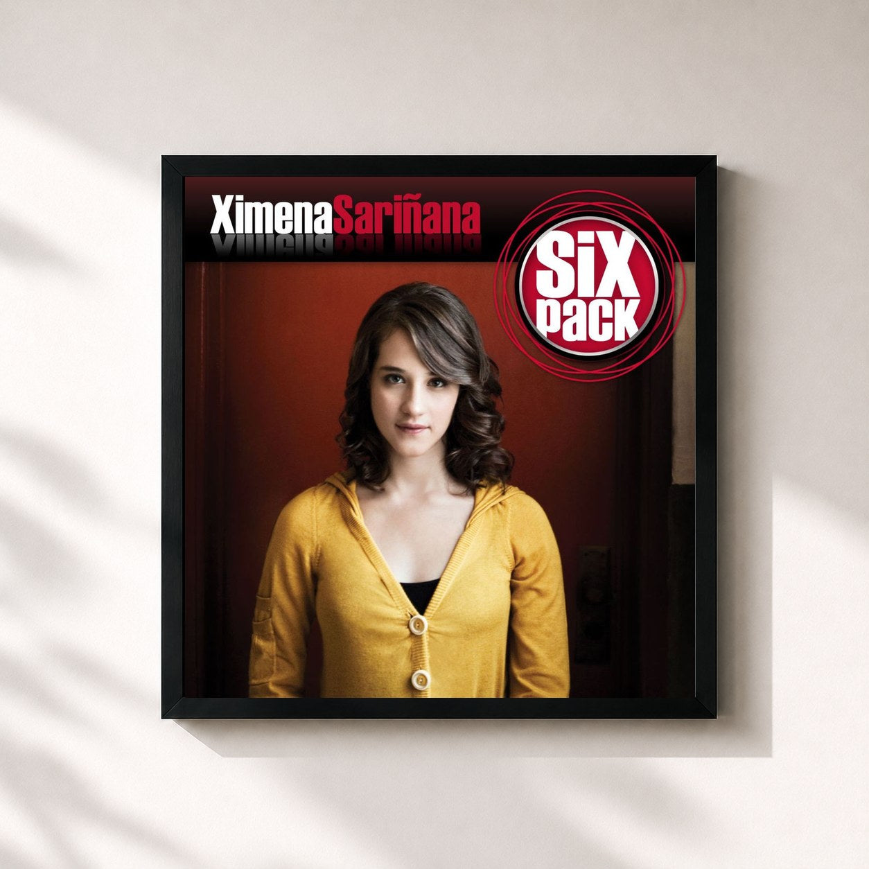 #noir Tableau carré de l'album Six Pack: Ximena Sariñana - EP de Ximena Sarinana, cadre noir 32x32 cm