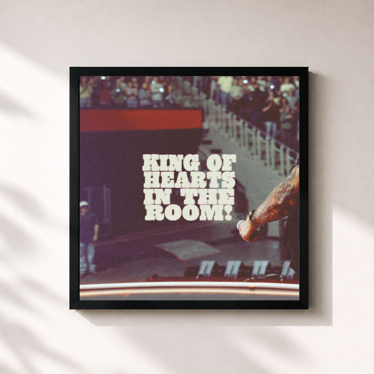 #noir Tableau carré de l'album KING OF HEARTS - IN THE ROOM! de Brandon Lake, cadre noir 32x32 cm