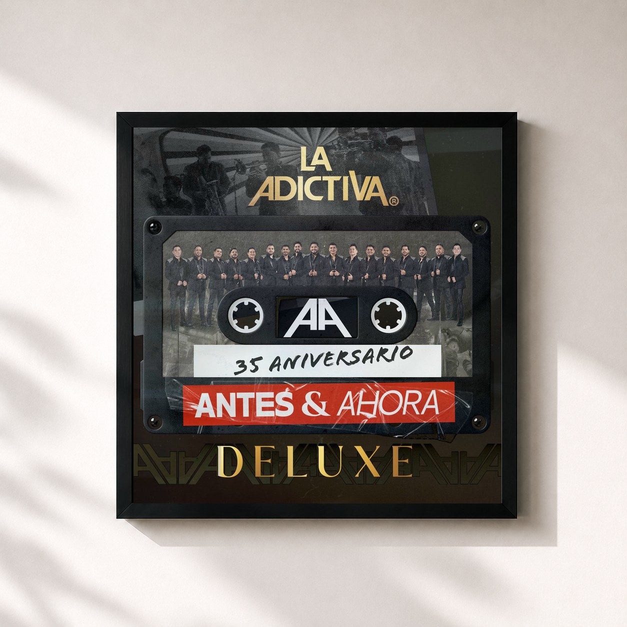 #noir Tableau carré de l'album Antes y Ahora (35 Aniversario) (Deluxe) de La Adictiva, cadre noir 32x32 cm