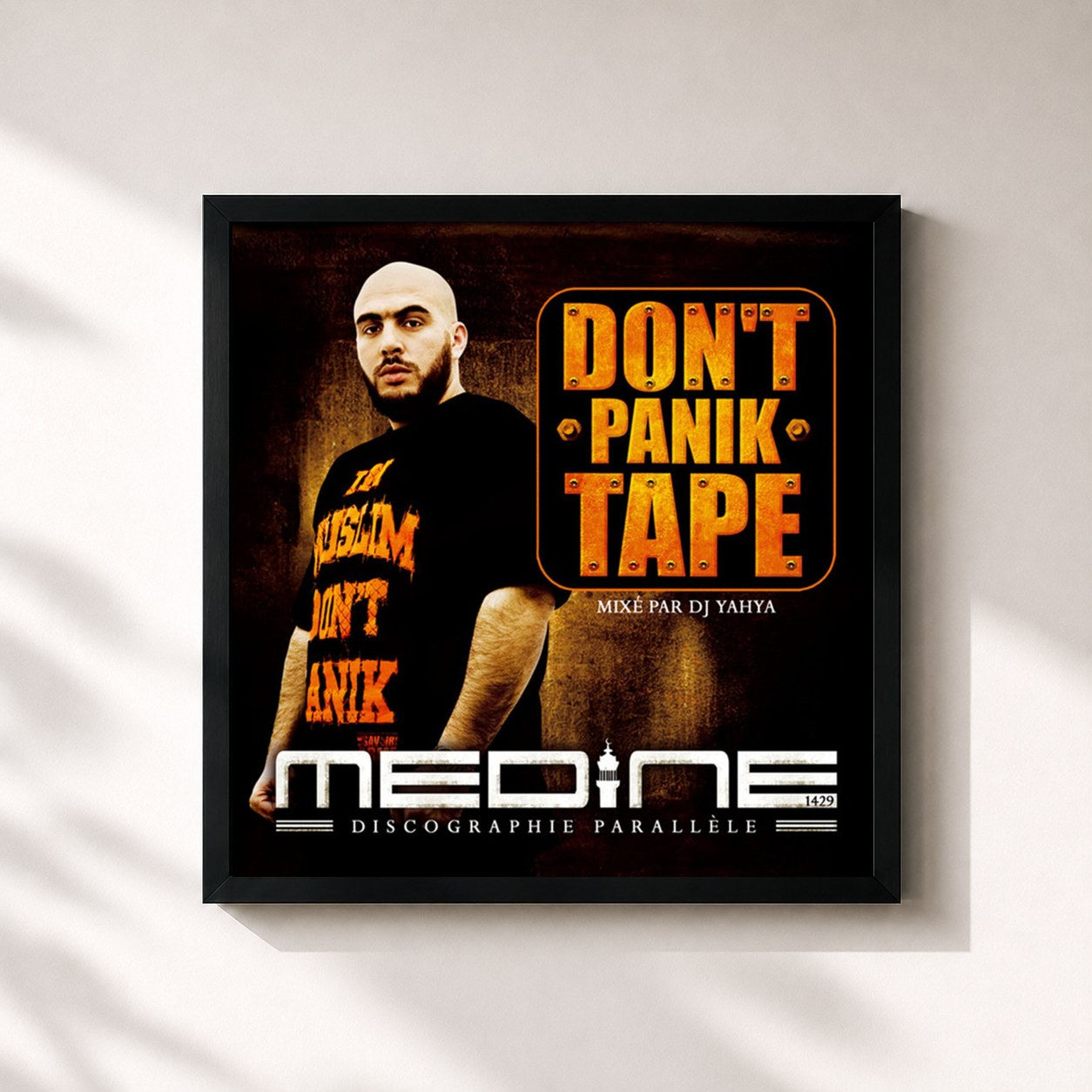 #noir Tableau carré de l'album Don't Panik Tape de Médine, cadre noir 32x32 cm