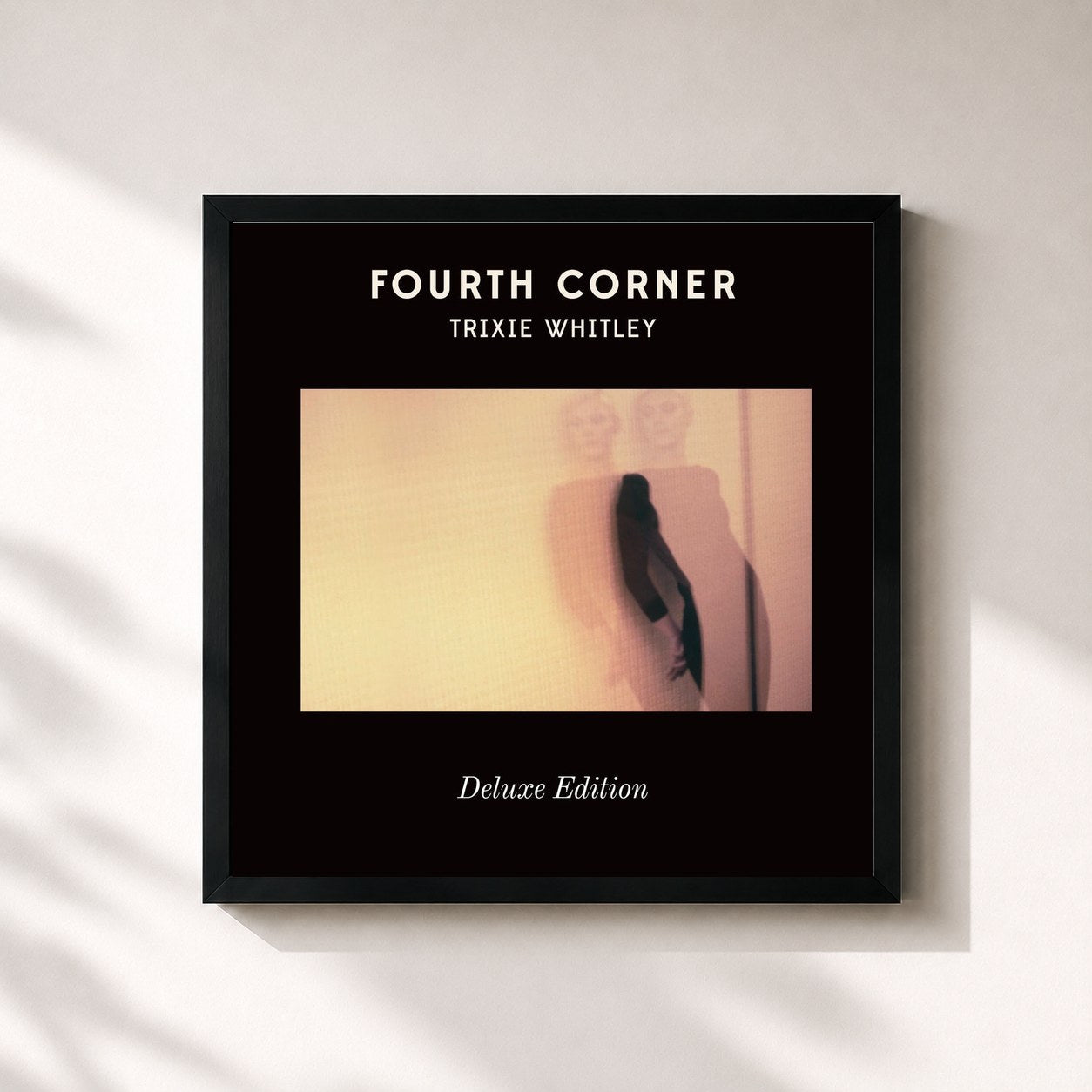#noir Tableau carré de l'album Fourth Corner - Deluxe Edition de Trixie Whitley, cadre noir 32x32 cm