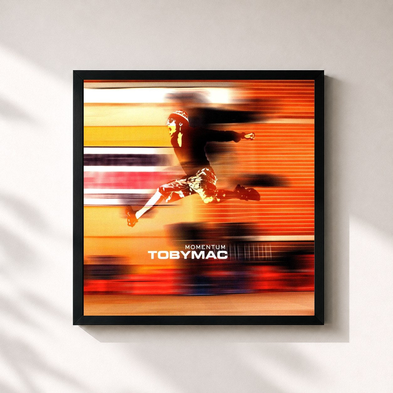 #noir Tableau carré de l'album Momentum de tobyMac, cadre noir 32x32 cm