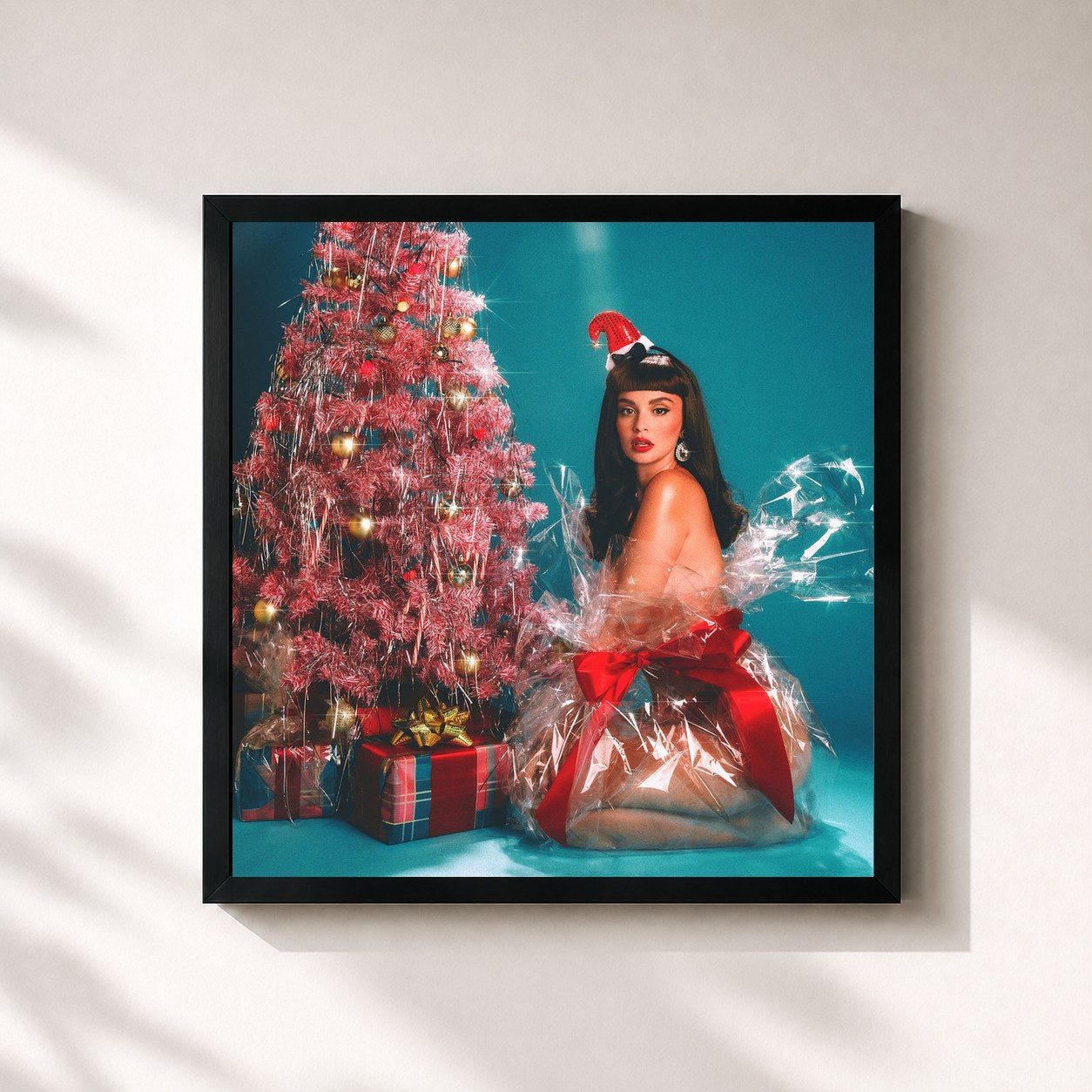 #noir Tableau carré de l'album Christmas Blues de Sabrina Claudio, cadre noir 32x32 cm
