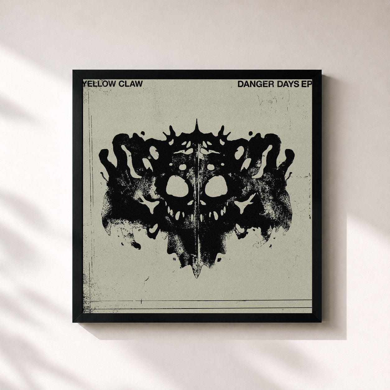 #noir Tableau carré de l'album Danger Days de Yellow Claw, cadre noir 32x32 cm