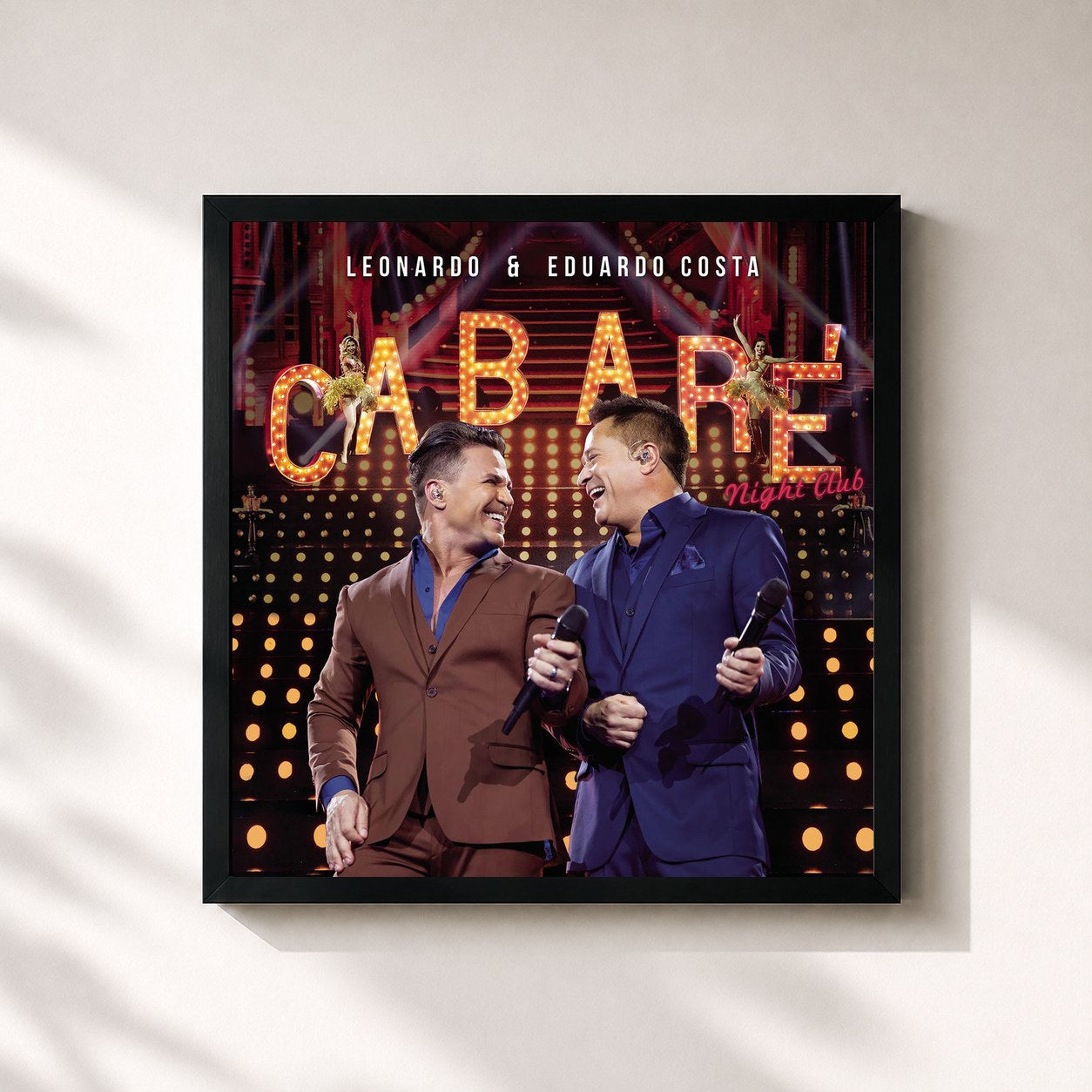 #noir Tableau carré de l'album Cabaré Night Club (Ao Vivo) de Leonardo, cadre noir 32x32 cm