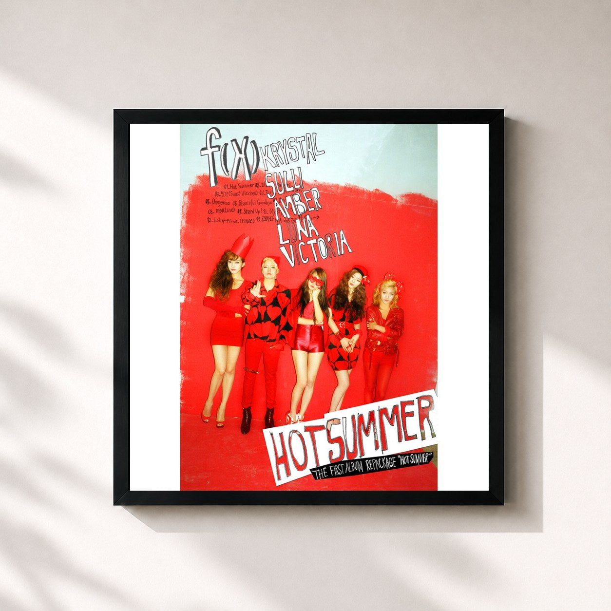 #noir Tableau carré de l'album Hot Summer - f(x) 1st Album Repackage de F(x), cadre noir 32x32 cm
