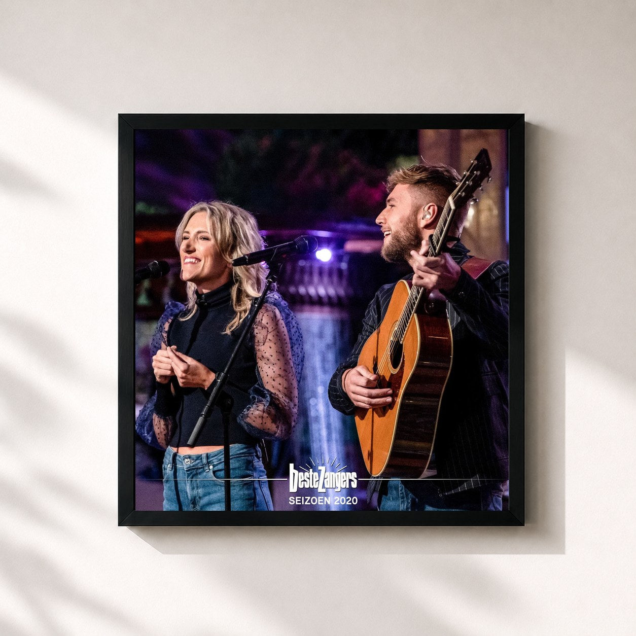 #noir Tableau carré de l'album Beste Zangers Seizoen 2020 (Suzan & Freek) de Suzan & Freek, cadre noir 32x32 cm