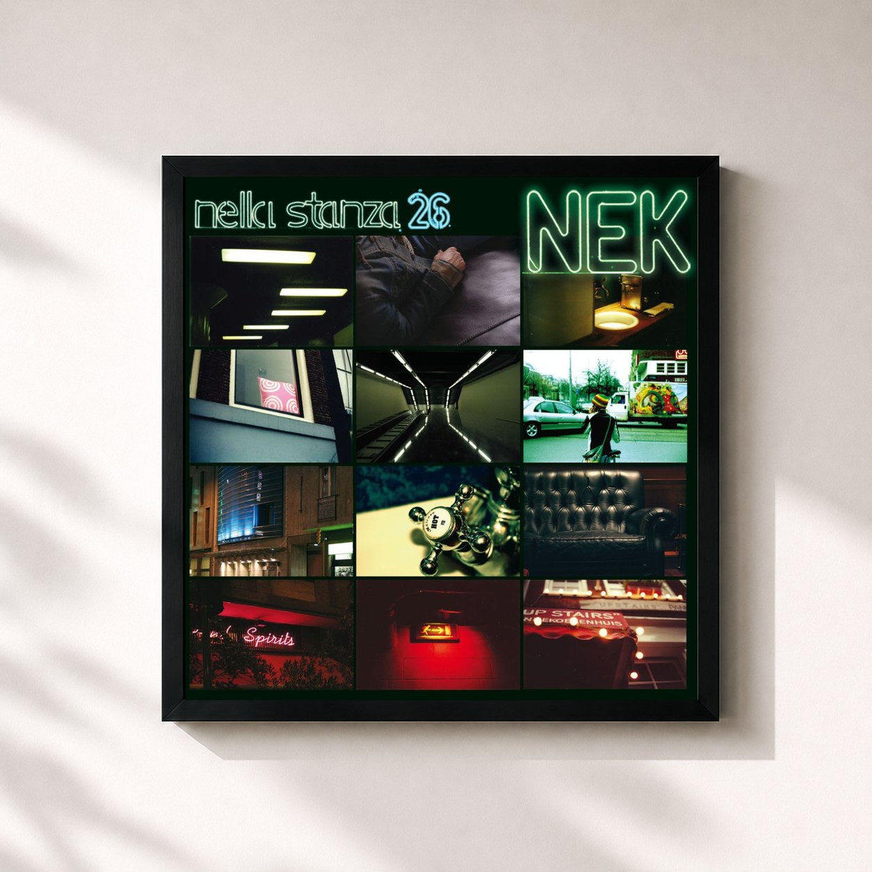 #noir Tableau carré de l'album Nella stanza 26 de Nek, cadre noir 32x32 cm