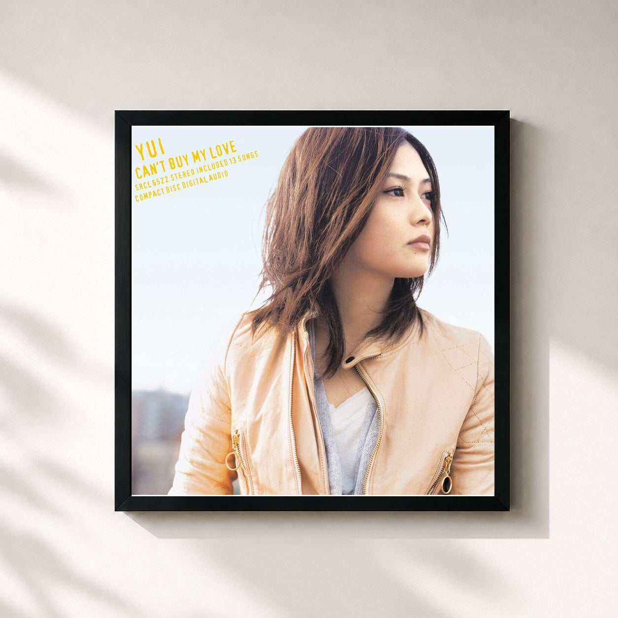 #noir Tableau carré de l'album CAN'T BUY MY LOVE de YUI, cadre noir 32x32 cm