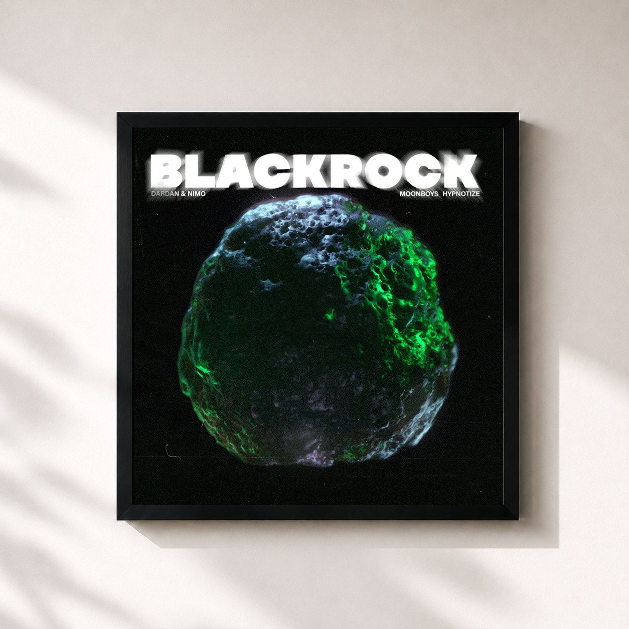 #noir Tableau carré de l'album BLACKROCK de Nimo, cadre noir 32x32 cm