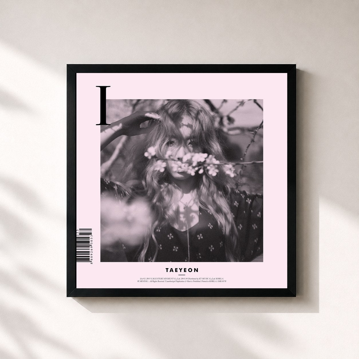 #noir Tableau carré de l'album I - The 1st Mini Album de TAEYEON, cadre noir 32x32 cm