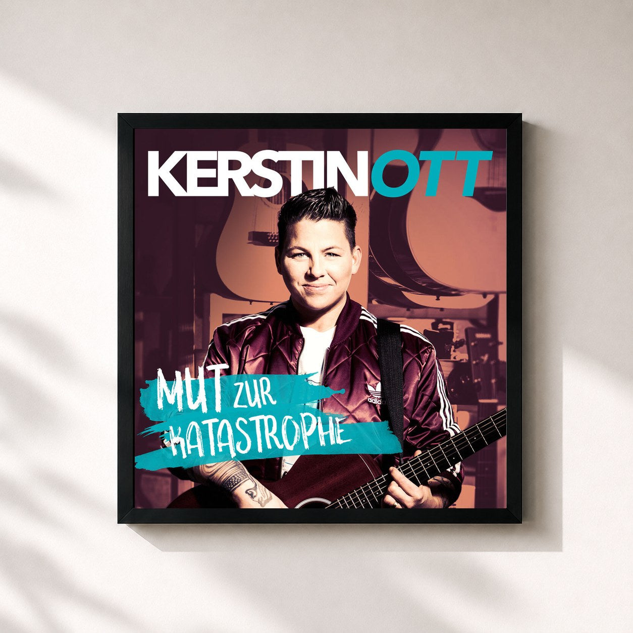 #noir Tableau carré de l'album Mut zur Katastrophe (Gold Edition) de Kerstin Ott, cadre noir 32x32 cm