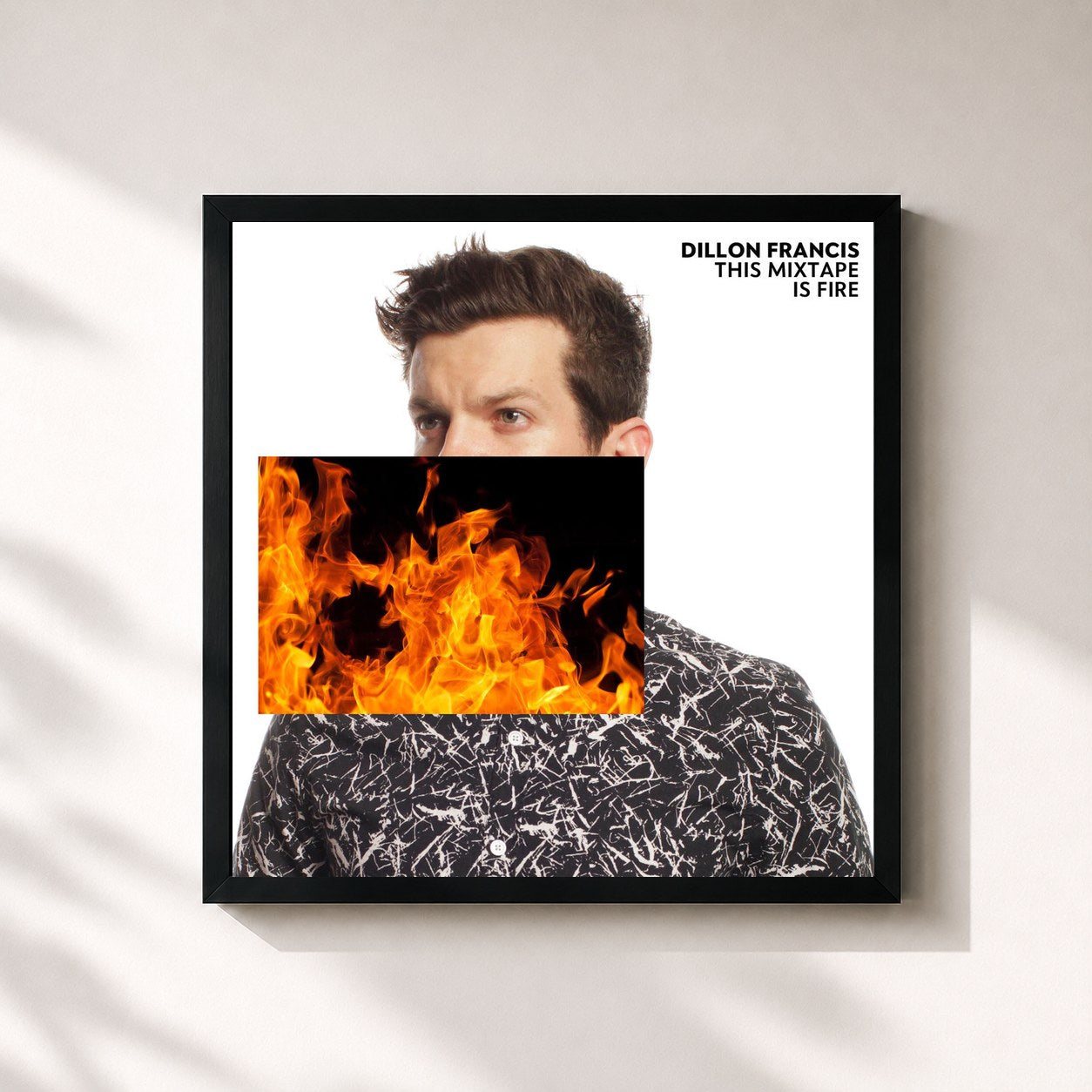 #noir Tableau carré de l'album This Mixtape is Fire. de Dillon Francis, cadre noir 32x32 cm