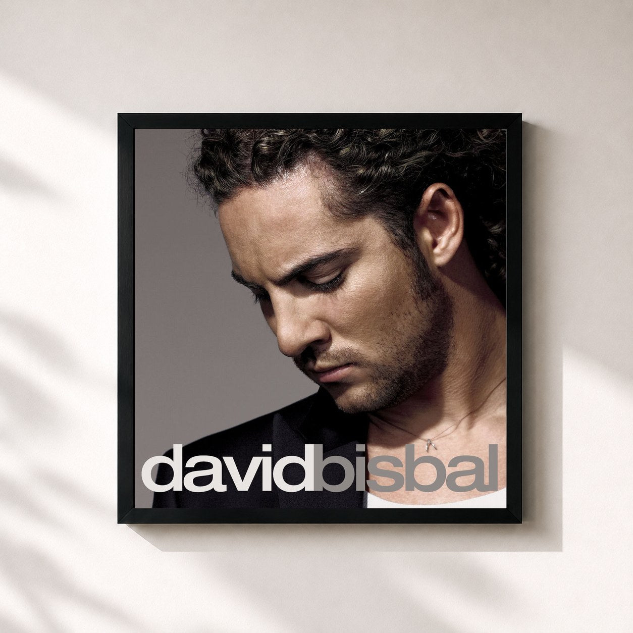 #noir Tableau carré de l'album David Bisbal de David Bisbal, cadre noir 32x32 cm