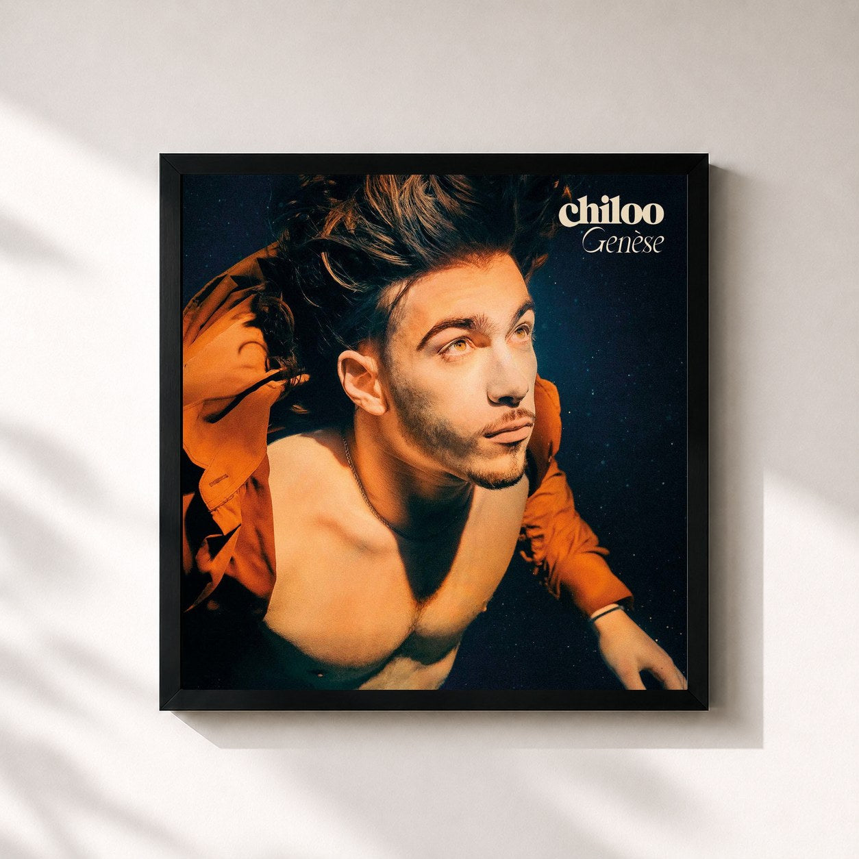 #noir Tableau carré de l'album Genèse de Chiloo, cadre noir 32x32 cm