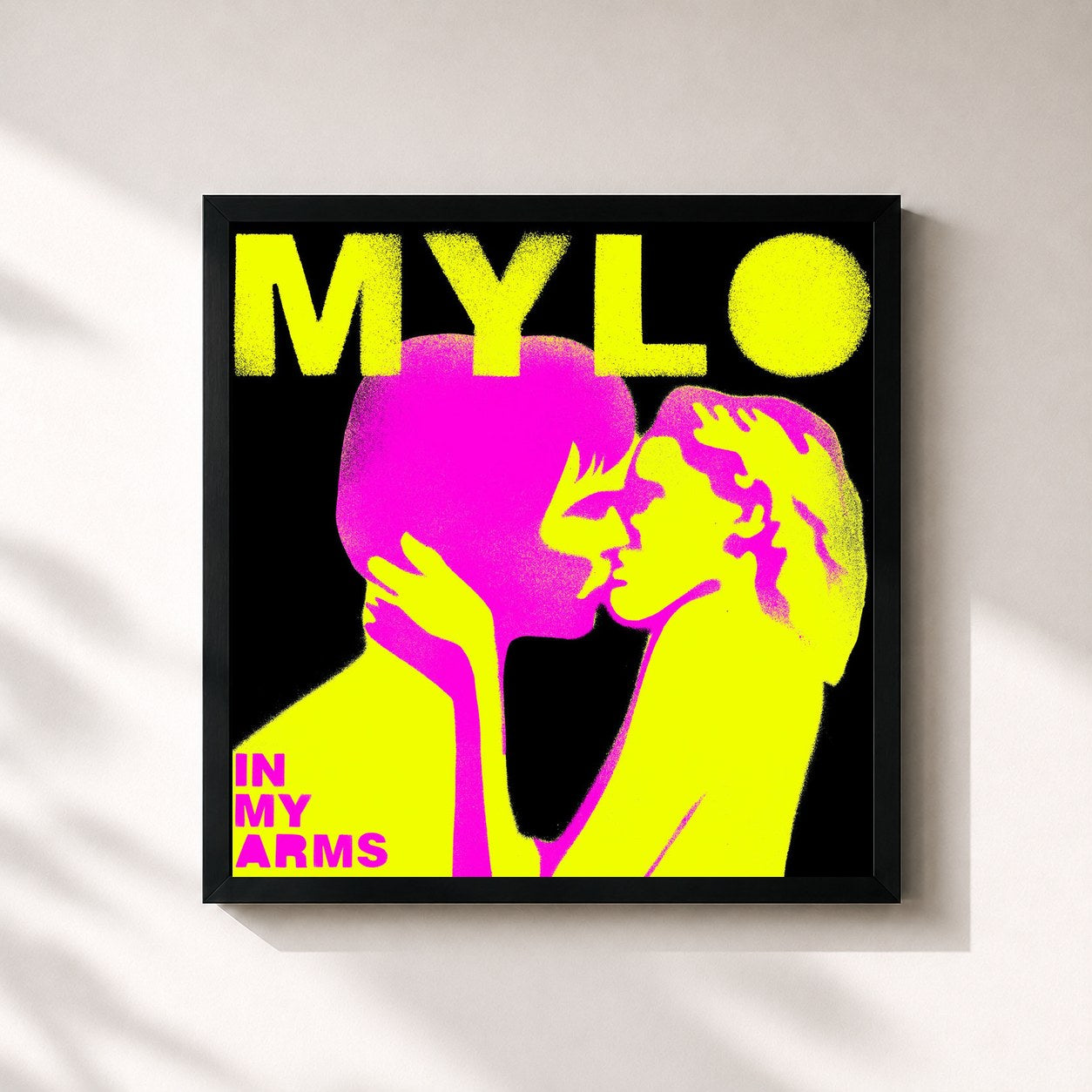#noir Tableau carré de l'album In My Arms de Mylo, cadre noir 32x32 cm