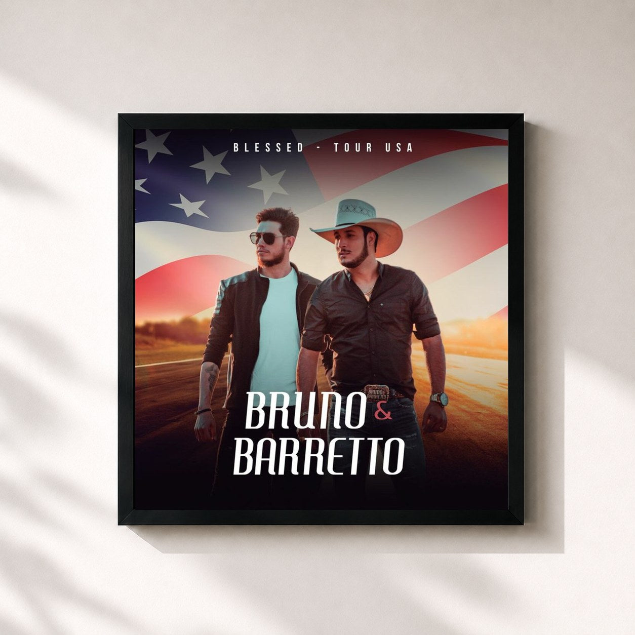 #noir Tableau carré de l'album Blessed (Tour USA) de Bruno & Barretto, cadre noir 32x32 cm