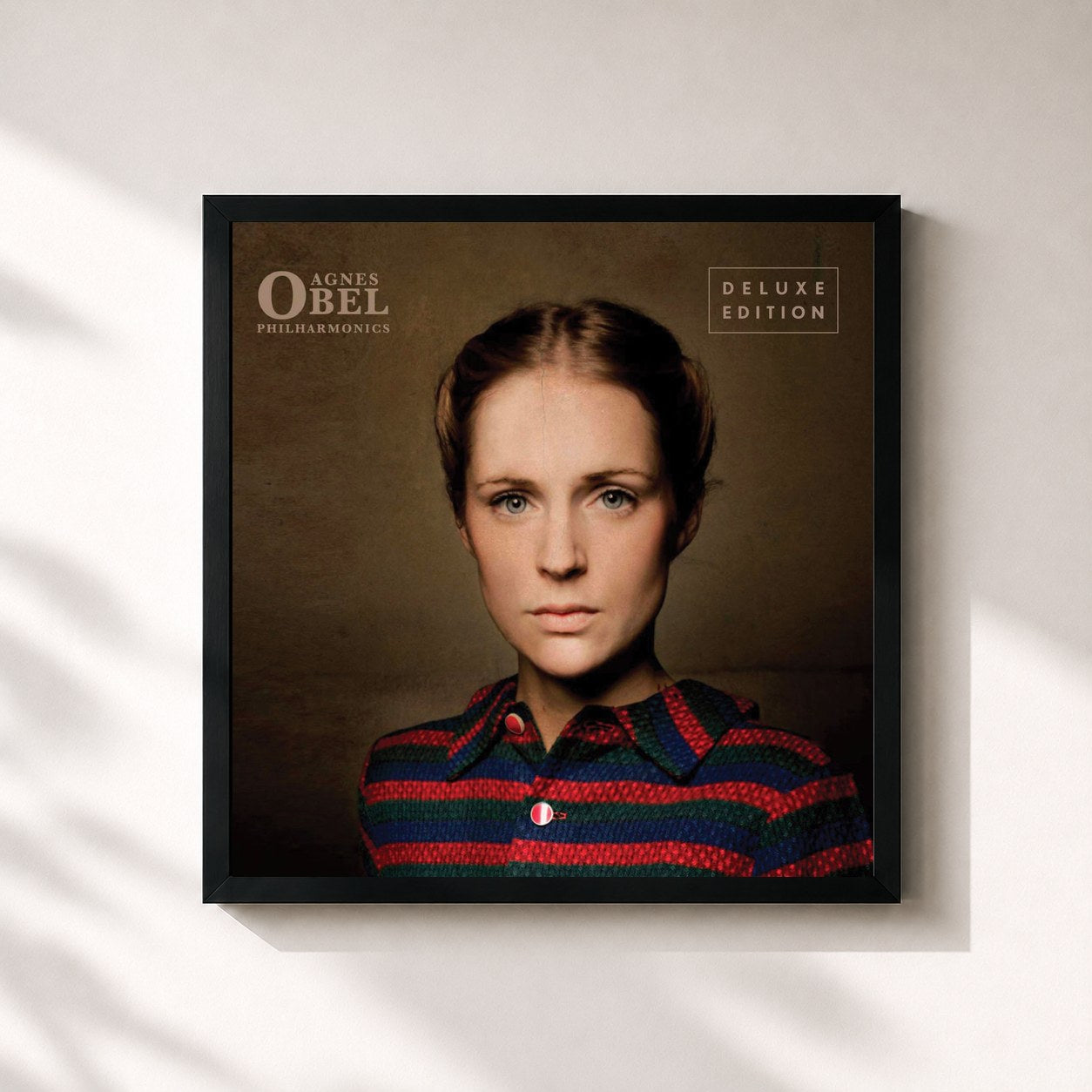#noir Tableau carré de l'album Philharmonics (Deluxe Edition) de Agnes Obel, cadre noir 32x32 cm