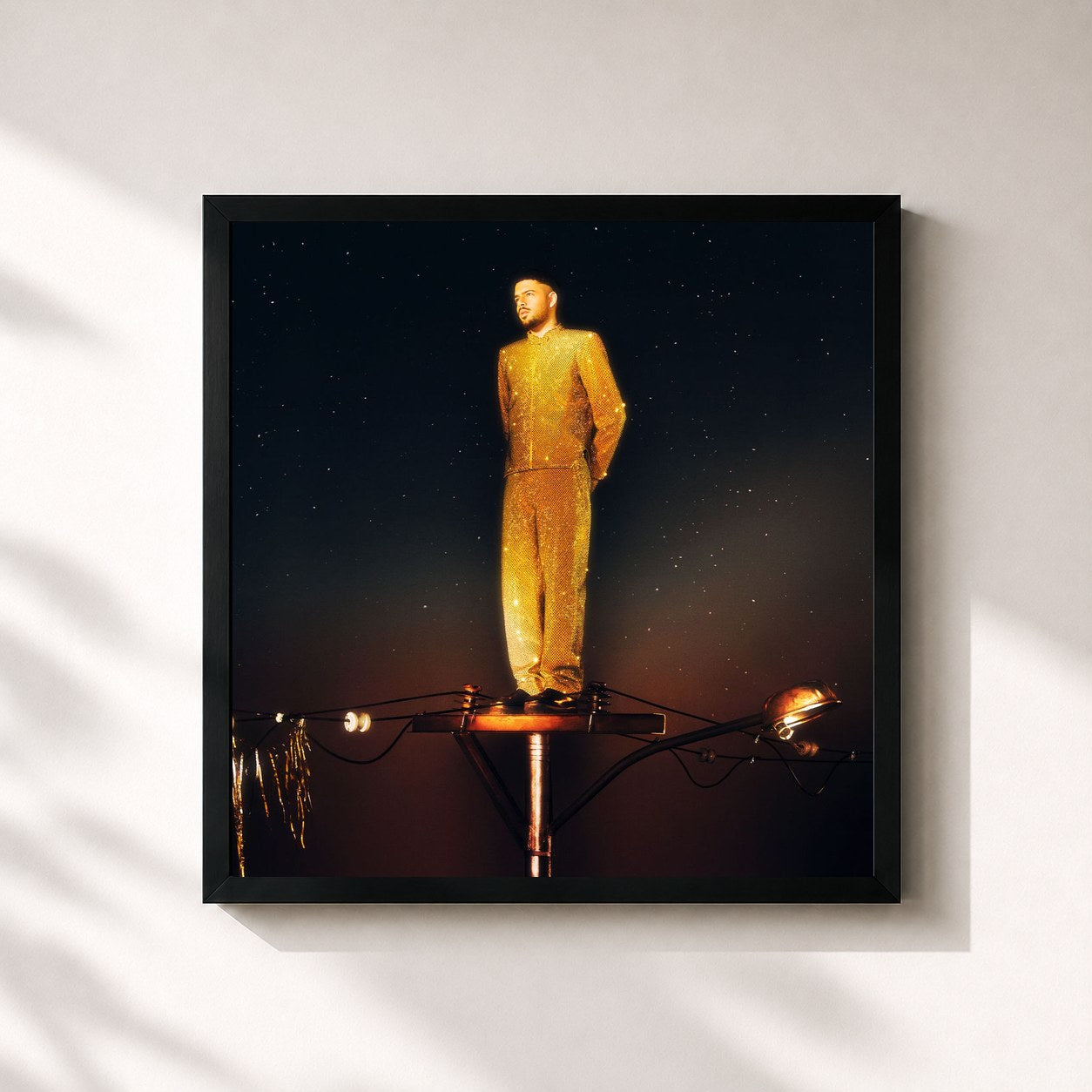 #noir Tableau carré de l'album ASTRO de PEDRO SAMPAIO, cadre noir 32x32 cm
