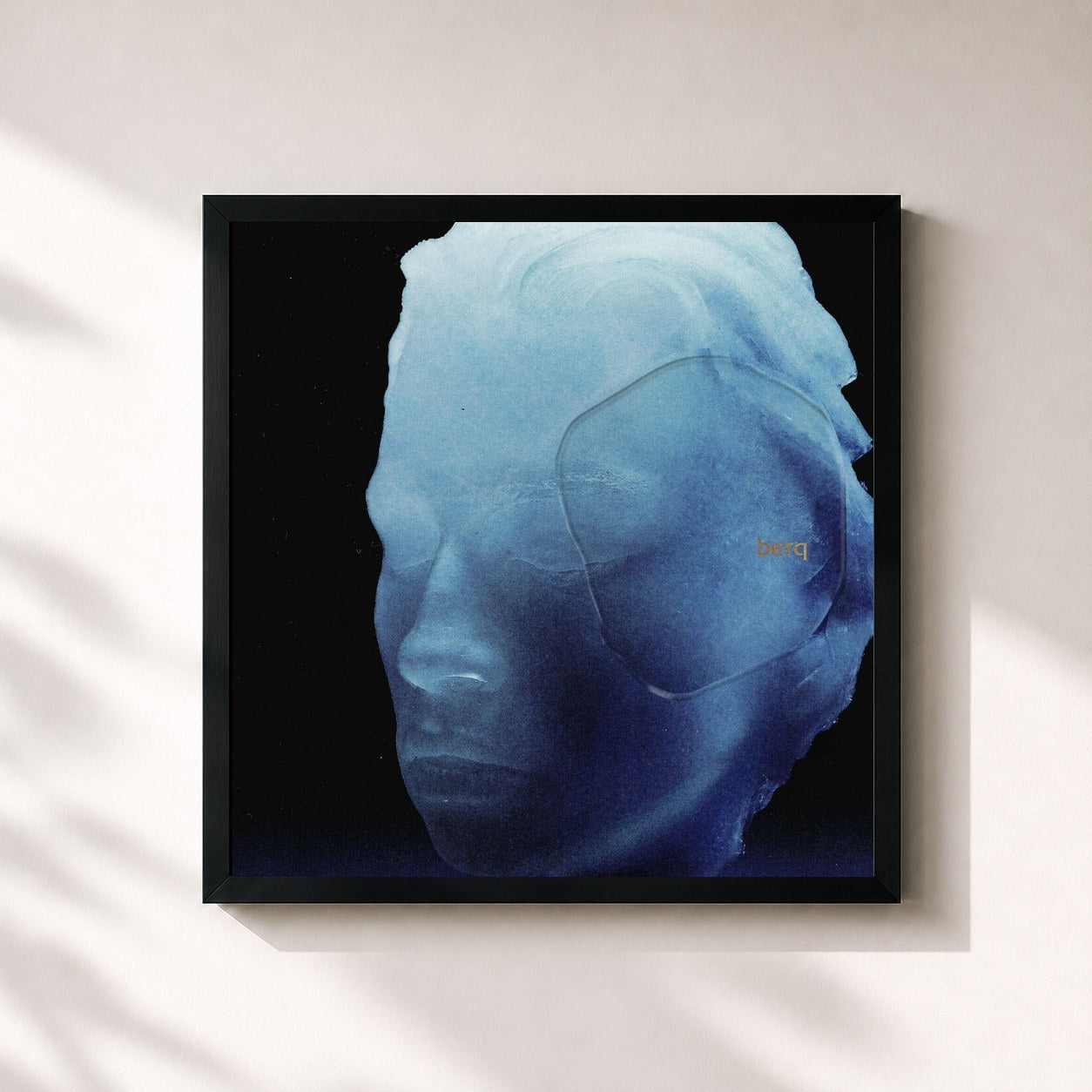 #noir Tableau carré de l'album berq de Berq, cadre noir 32x32 cm