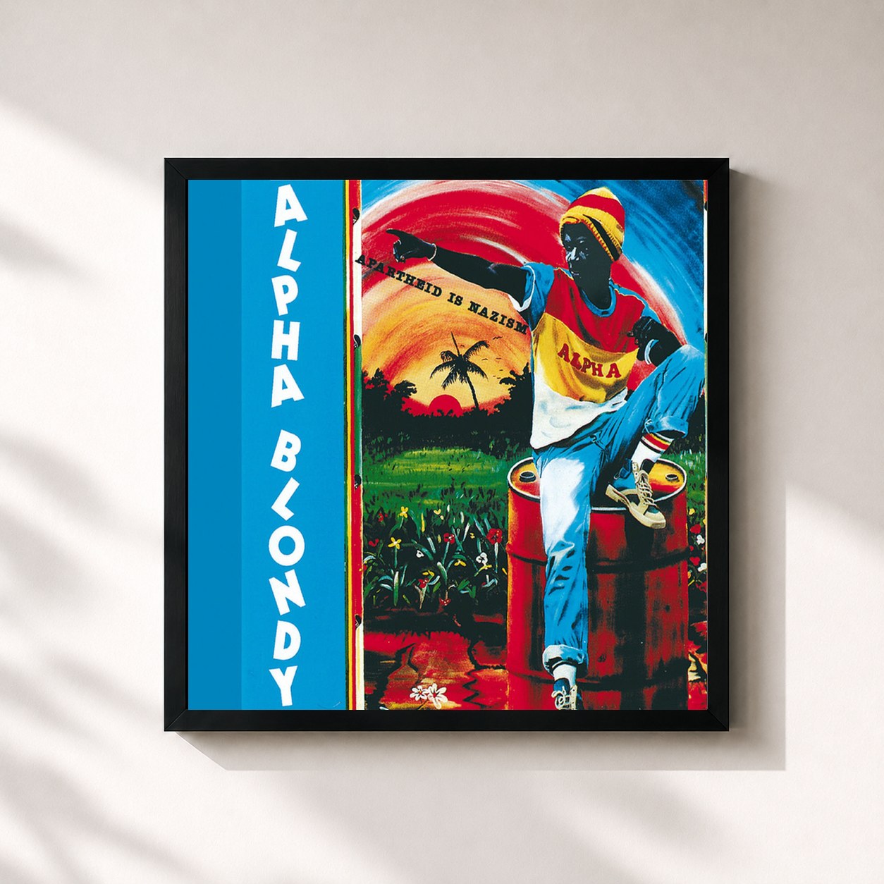 #noir Tableau carré de l'album Apartheid Is Nazism (2010 Remastered Edition) de Alpha Blondy, cadre noir 32x32 cm